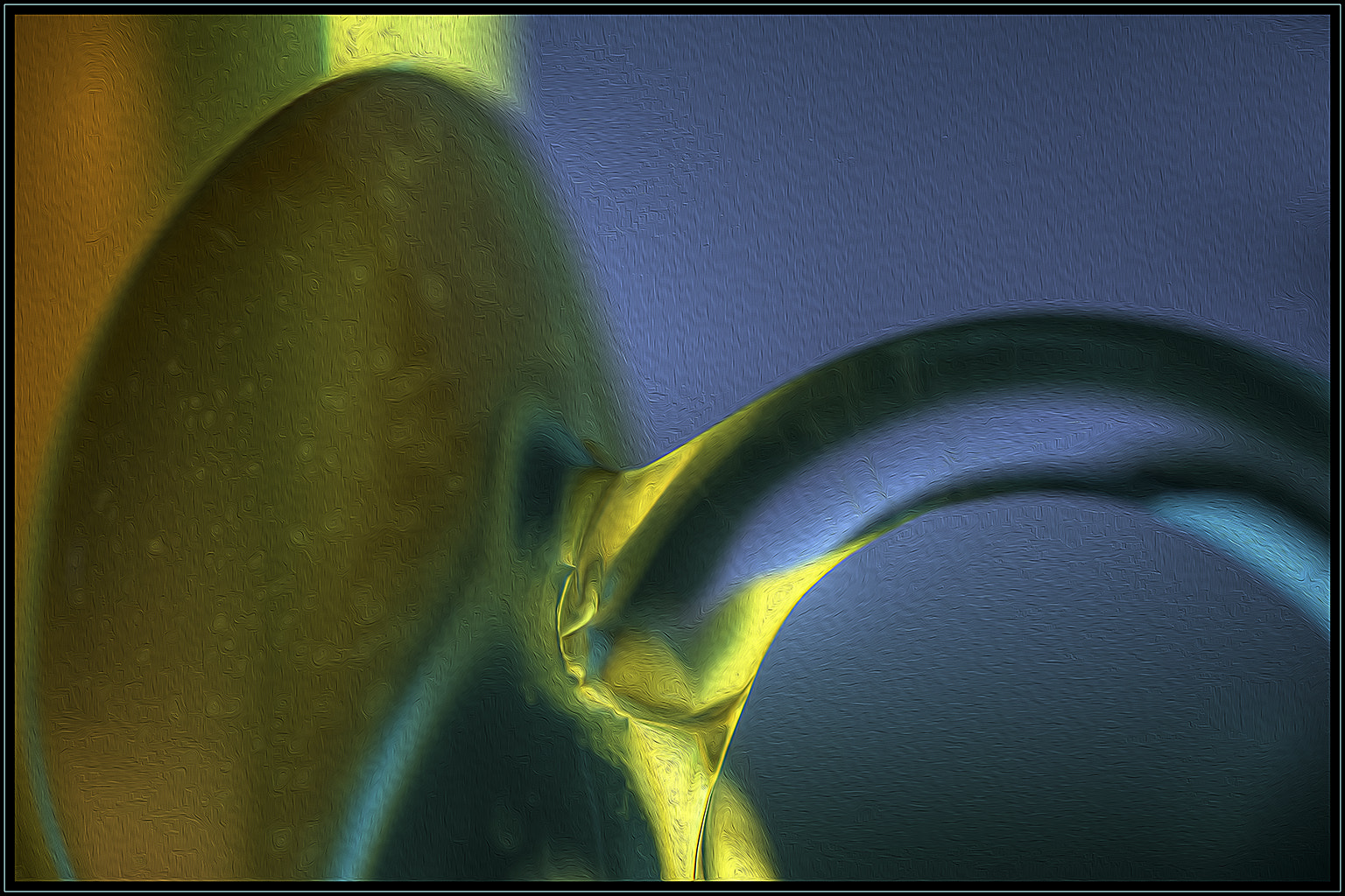 Canon MP-E 65mm F2.5 1-5x Macro Photo sample photo. Glass cup macro photography