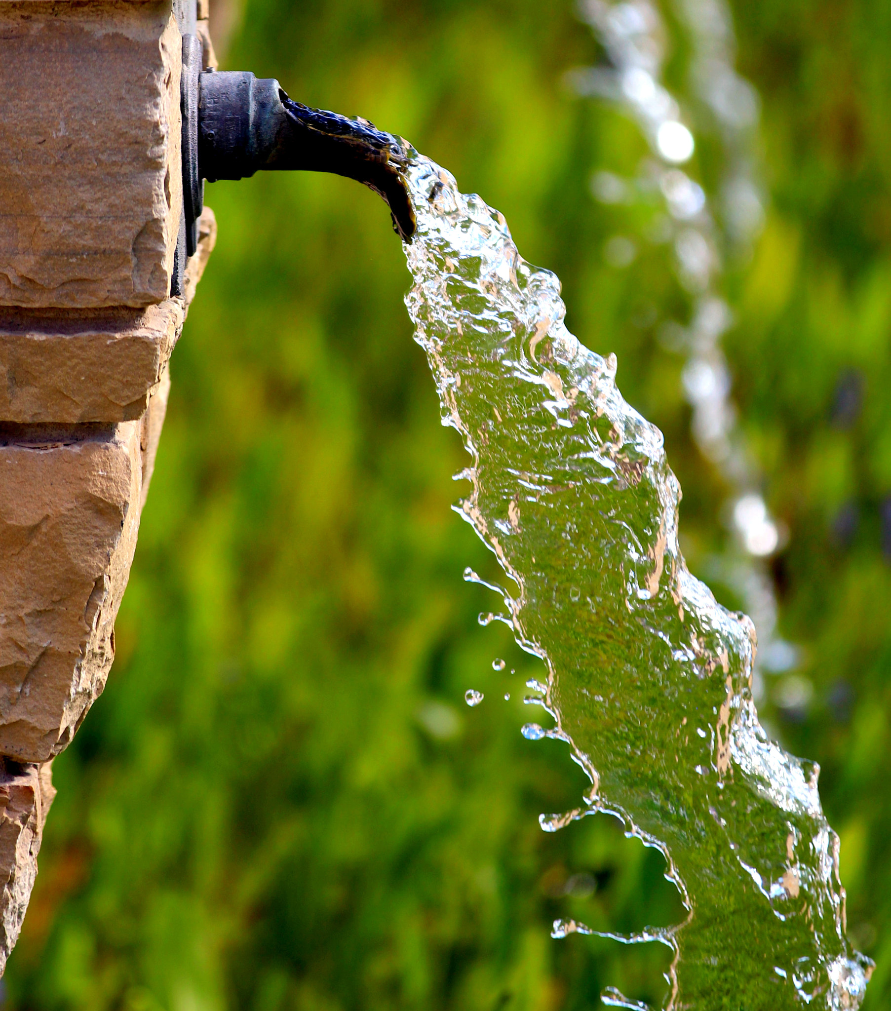 Canon EF 70-200mm F2.8L IS II USM sample photo. Splash photography