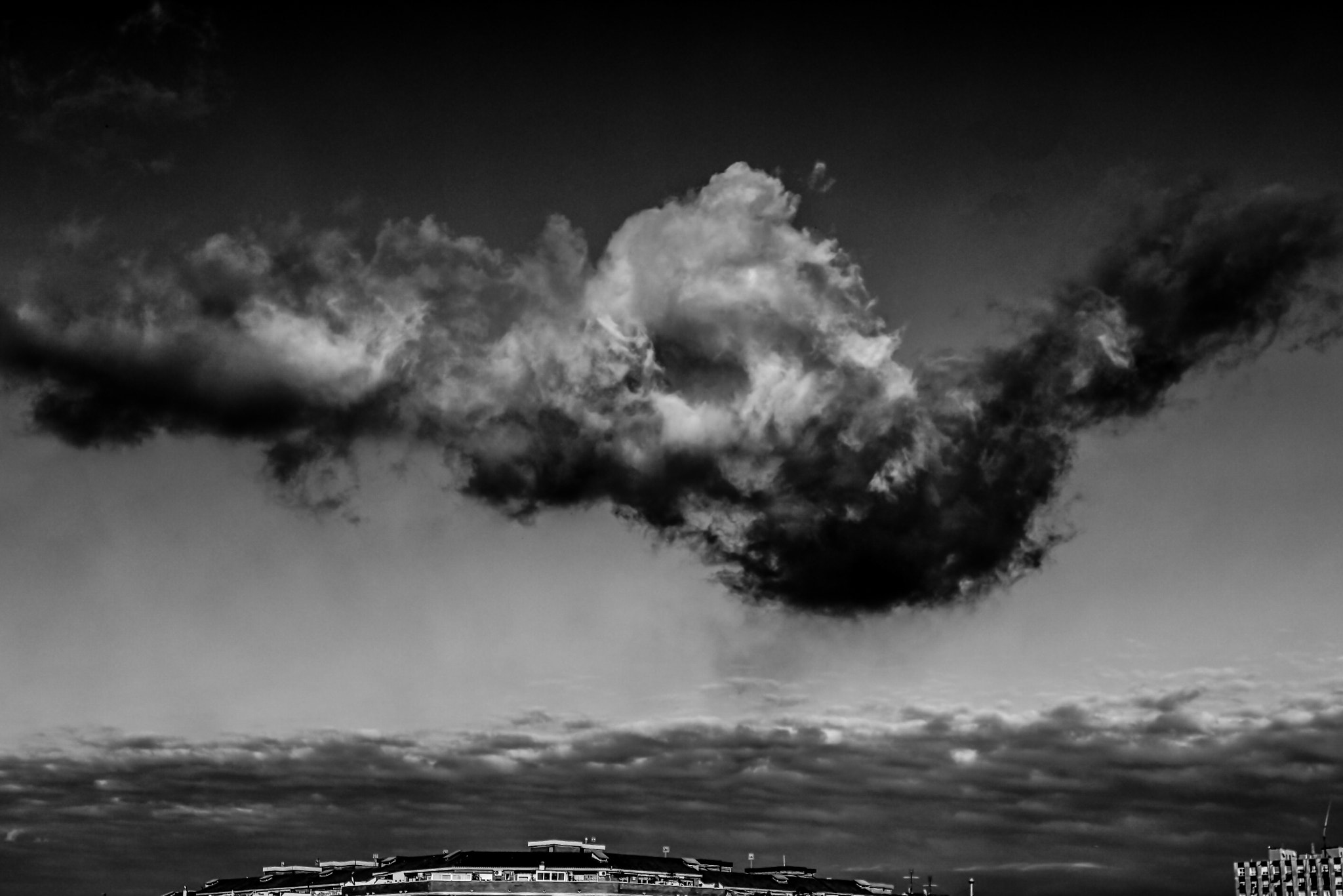 Samsung NX500 + Samsung NX 16-50mm F3.5-5.6 Power Zoom ED OIS sample photo. Phantom cloud photography