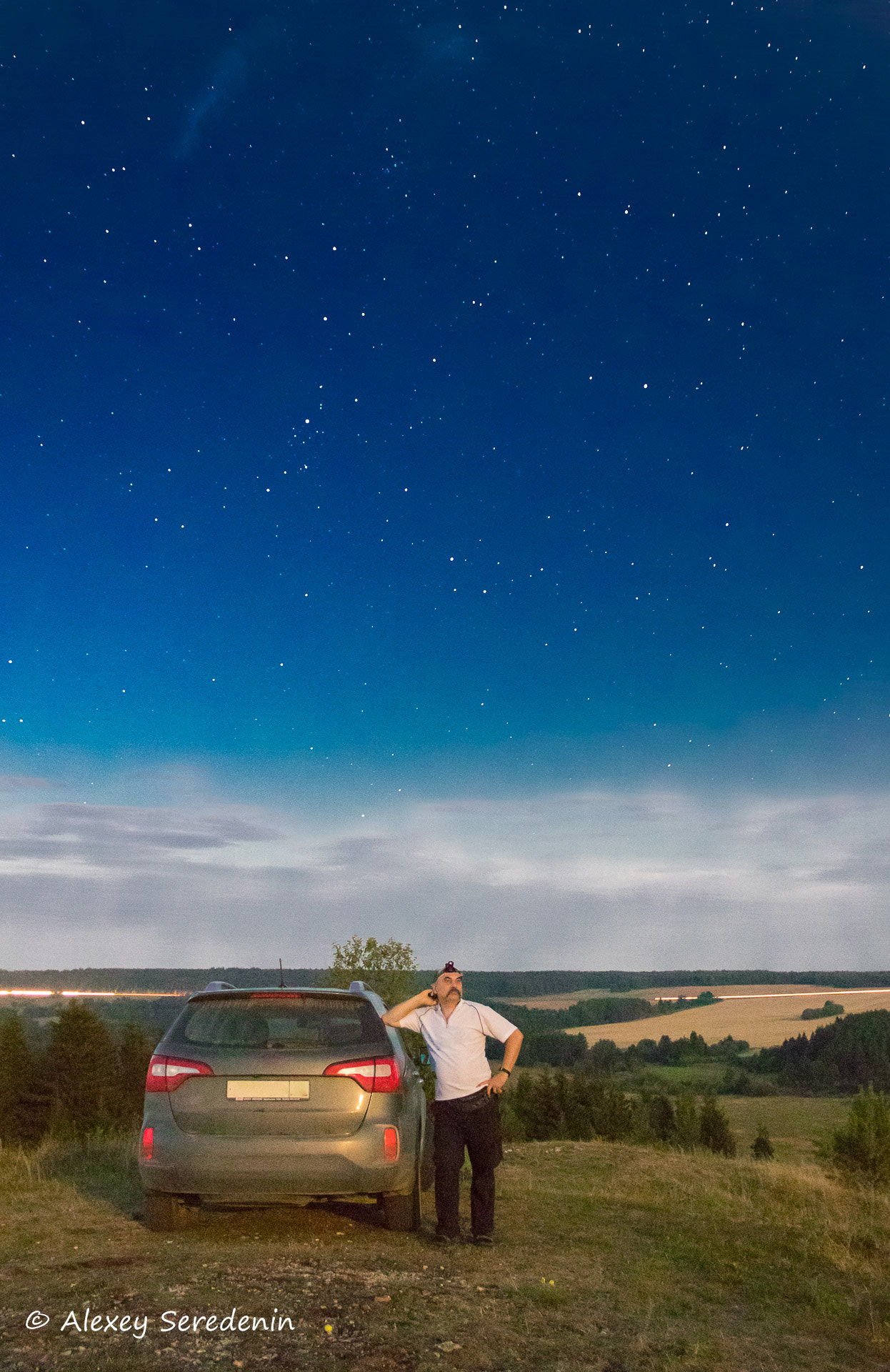 Canon EF-S 18-135mm F3.5-5.6 IS sample photo. Day and stars over the head... photography
