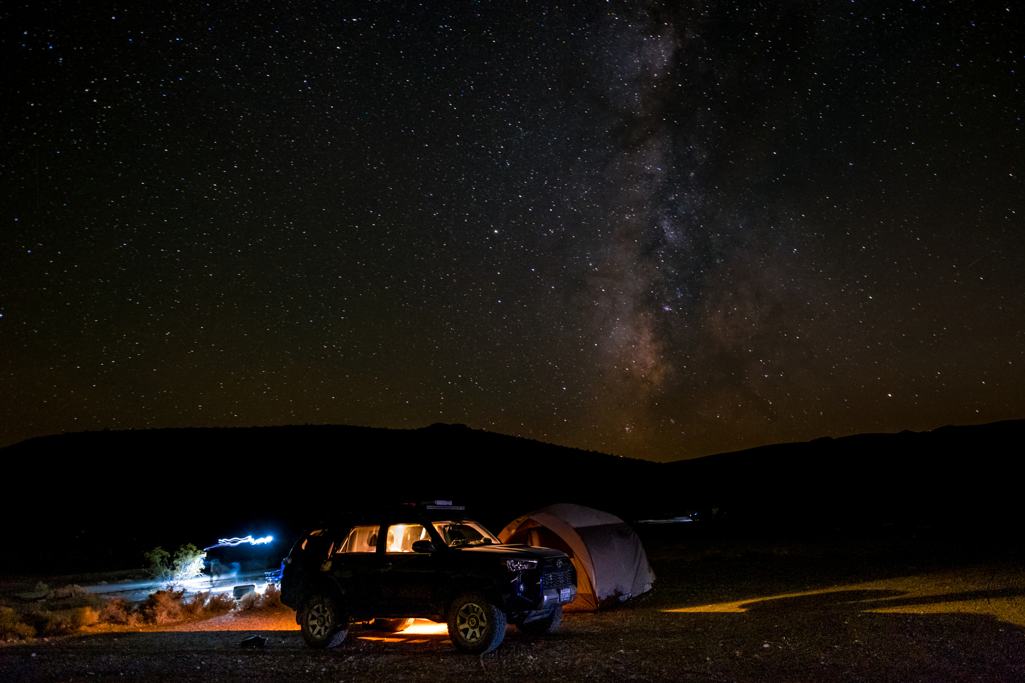 Fujifilm X-T2 + Fujifilm XF 14mm F2.8 R sample photo. Campsite under the milky way photography