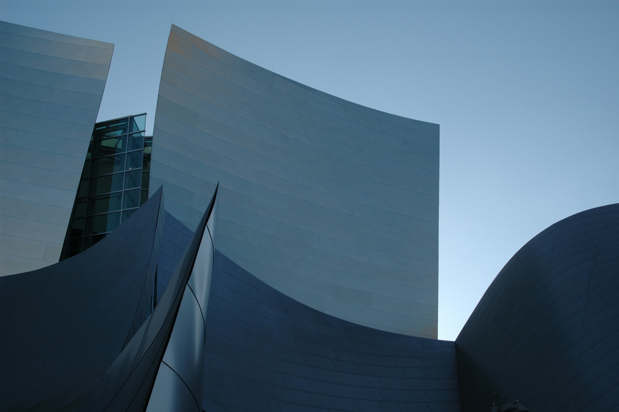 AF Zoom-Nikkor 28-80mm f/3.3-5.6G sample photo. Walt disney concert hall, los angeles photography