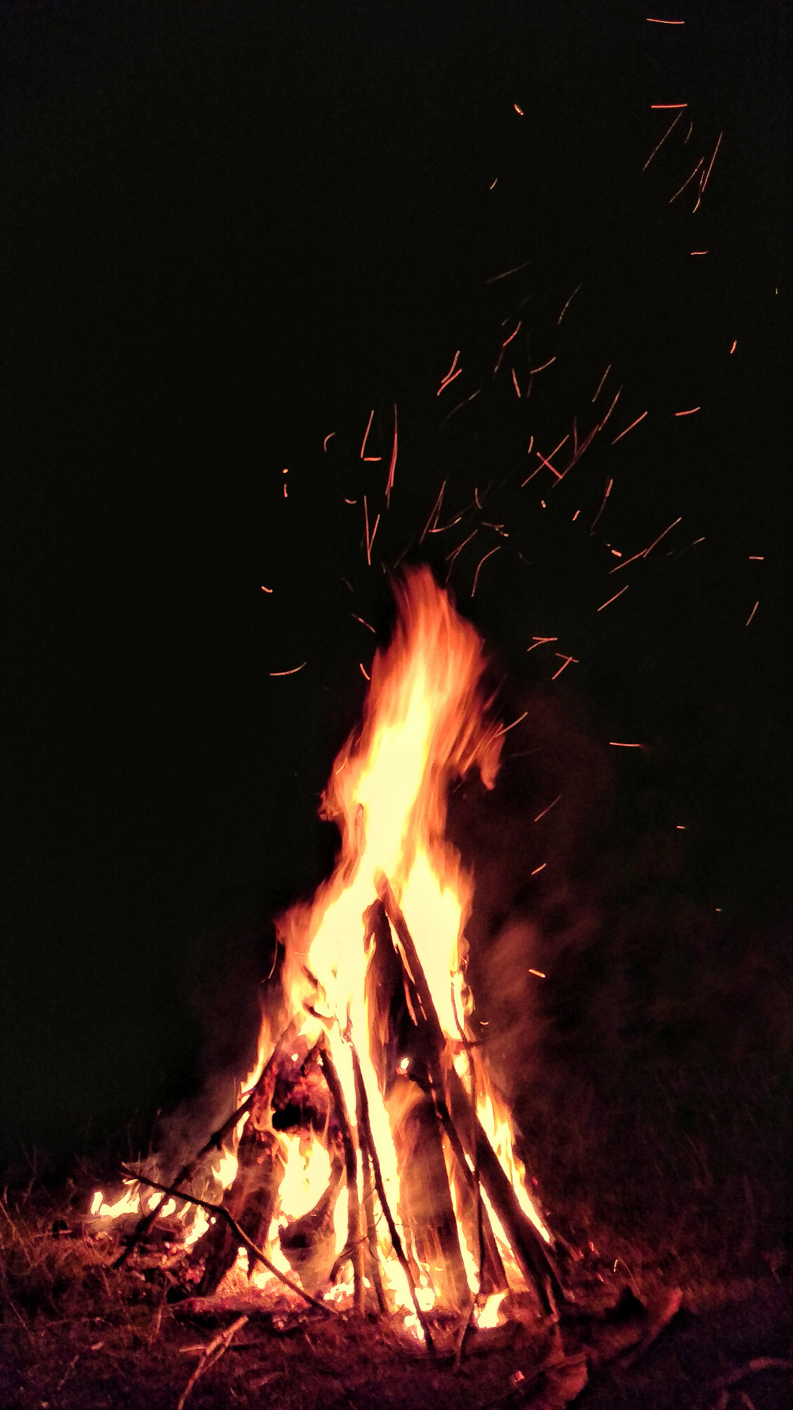 HTC M9 sample photo. Fire photography
