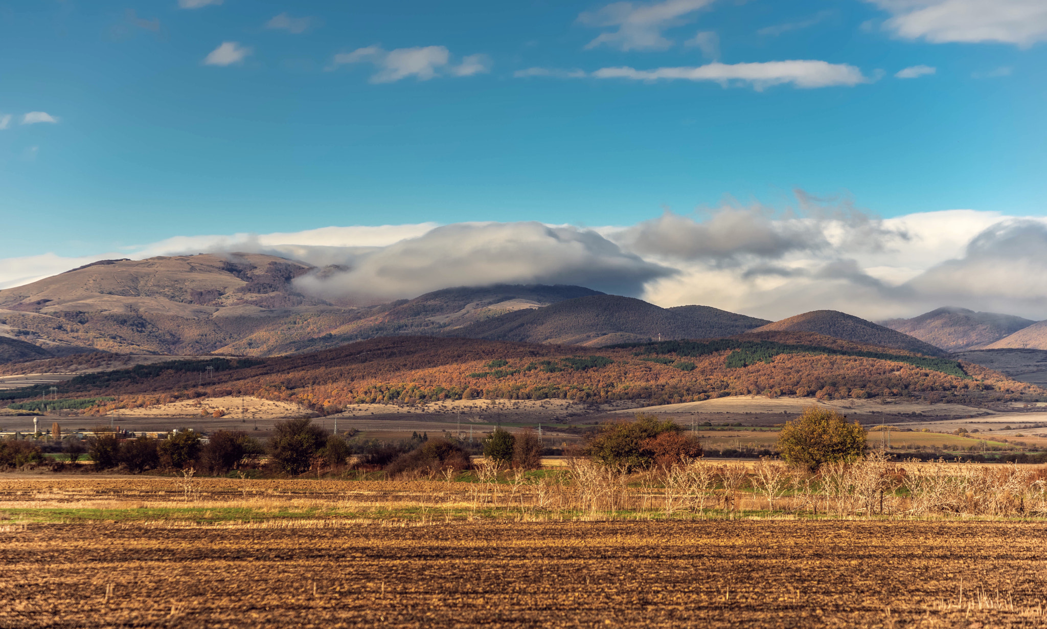 AF Zoom-Nikkor 80-200mm f/2.8 ED sample photo. The balkan mountains photography
