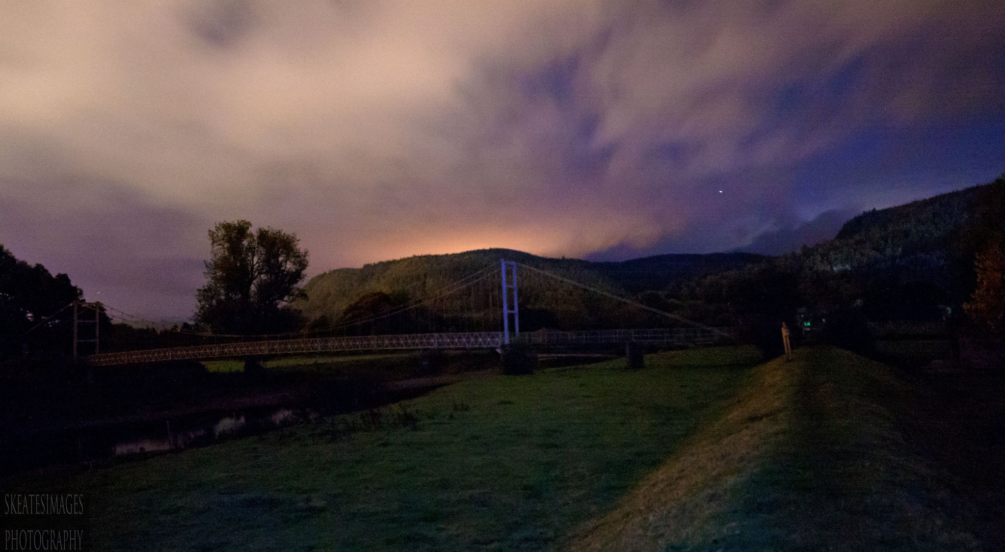 Canon EOS 40D + Sigma 10-20mm F4-5.6 EX DC HSM sample photo. Gowers bridge photography