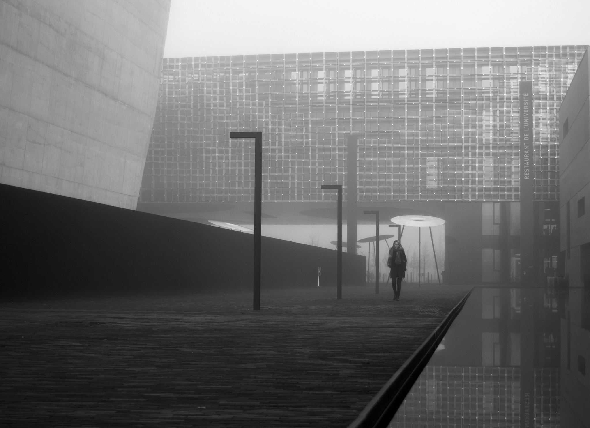 AF Zoom-Nikkor 35-70mm f/3.3-4.5 N sample photo. B&w reflection photography