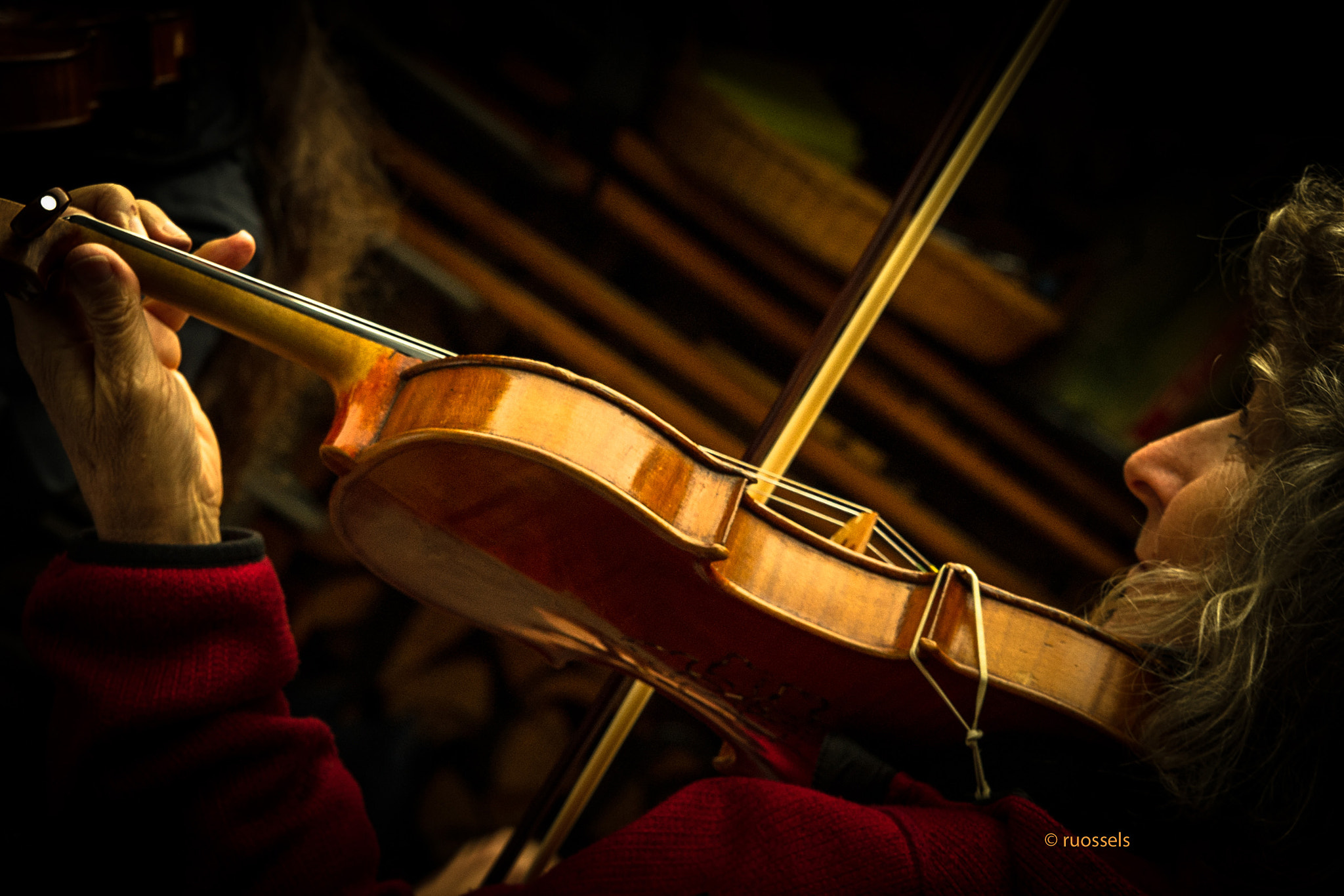 Sigma 24-70mm F2.8 EX DG HSM sample photo. Do you hear the music? photography