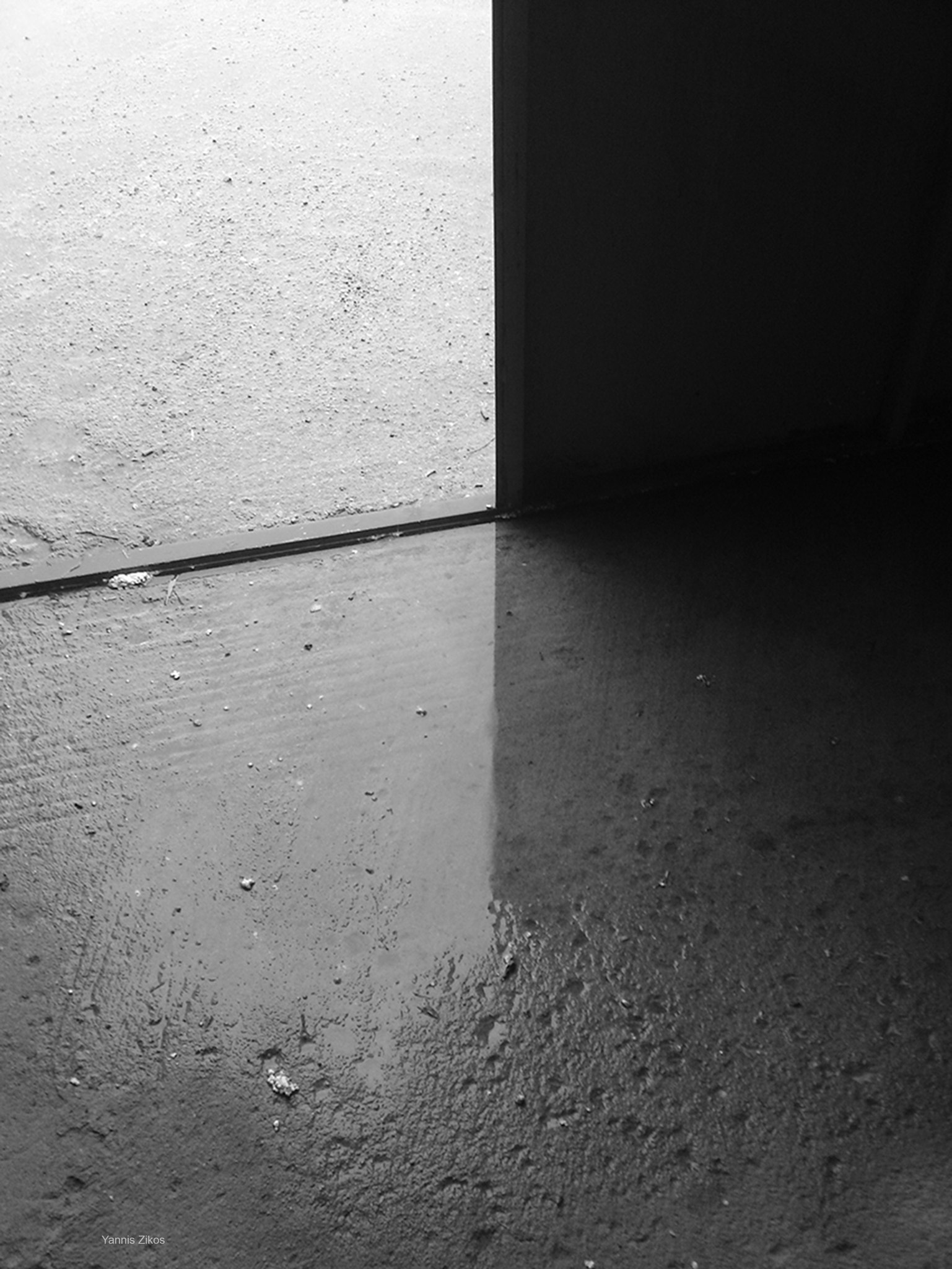 Sony Ericsson C905 sample photo. Unconscious state photography