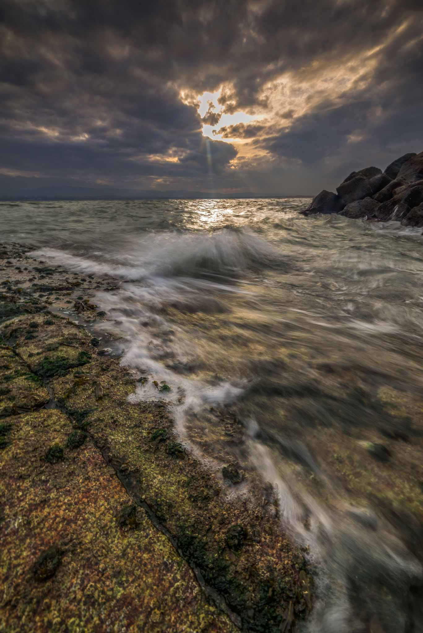 Samyang 14mm F2.8 ED AS IF UMC sample photo. Path to nowhere photography