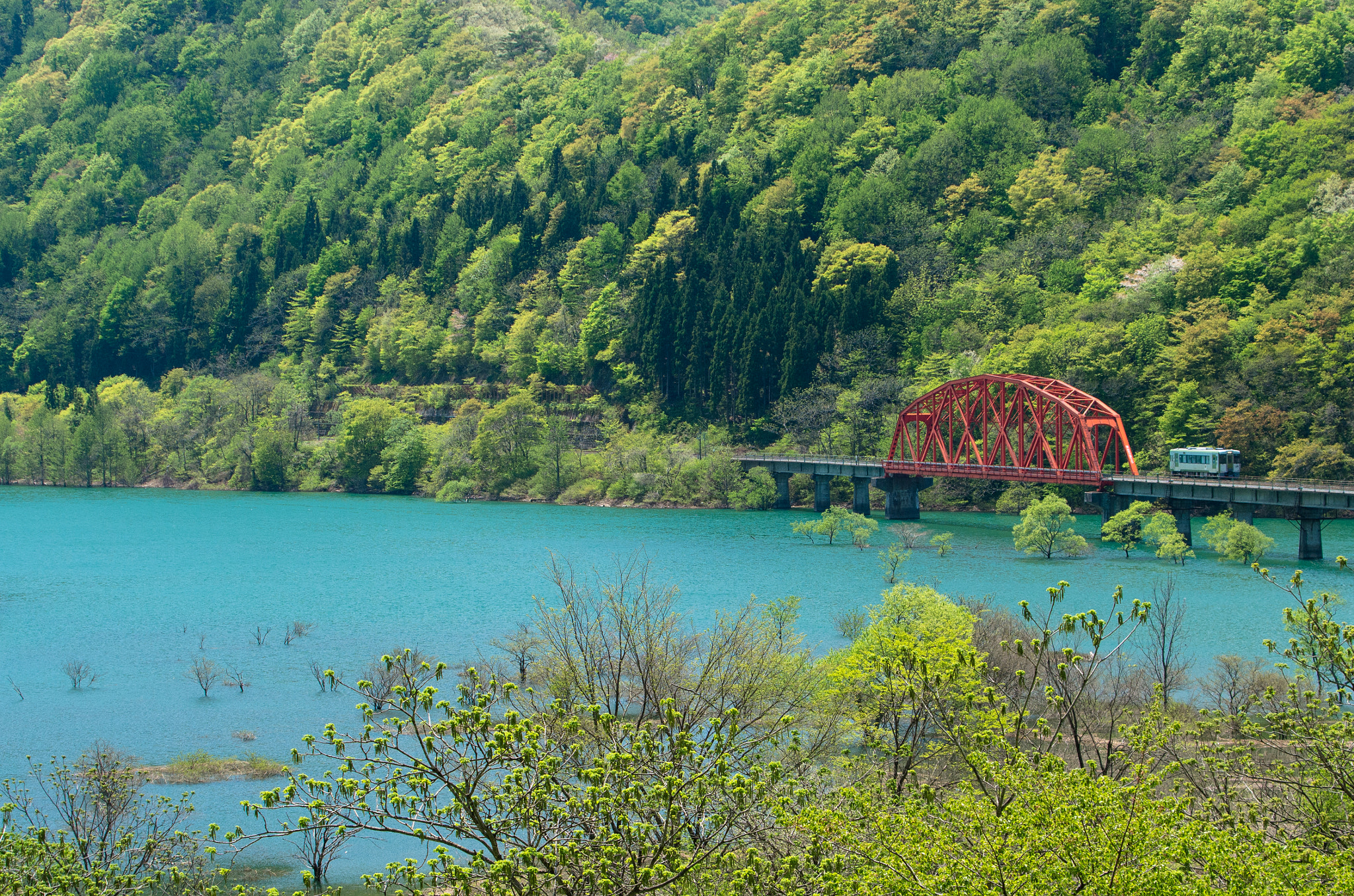 Pentax K-5 IIs + Pentax smc DA* 60-250mm F4.0 ED (IF) SDM sample photo. Lake at 10:51 photography