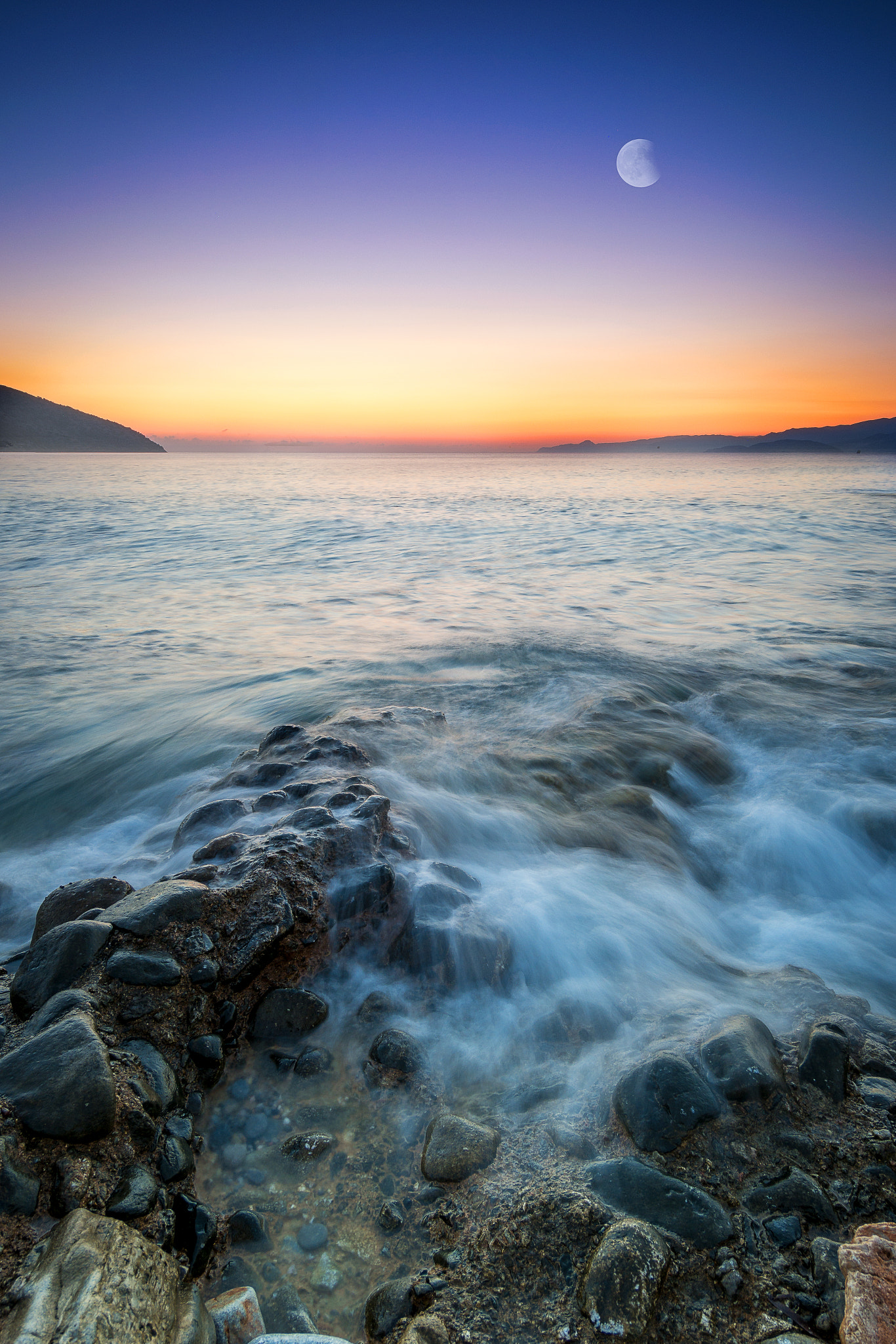 Samsung NX30 + Samsung NX 12-24mm F4-5.6 ED sample photo. Crete - agios nikolaos photography