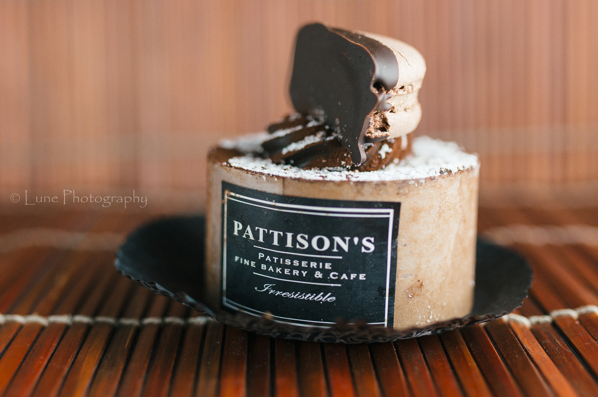 Sony Alpha NEX-6 + Sigma 35mm F1.4 DG HSM Art sample photo. Pattison's macaroon slice photography