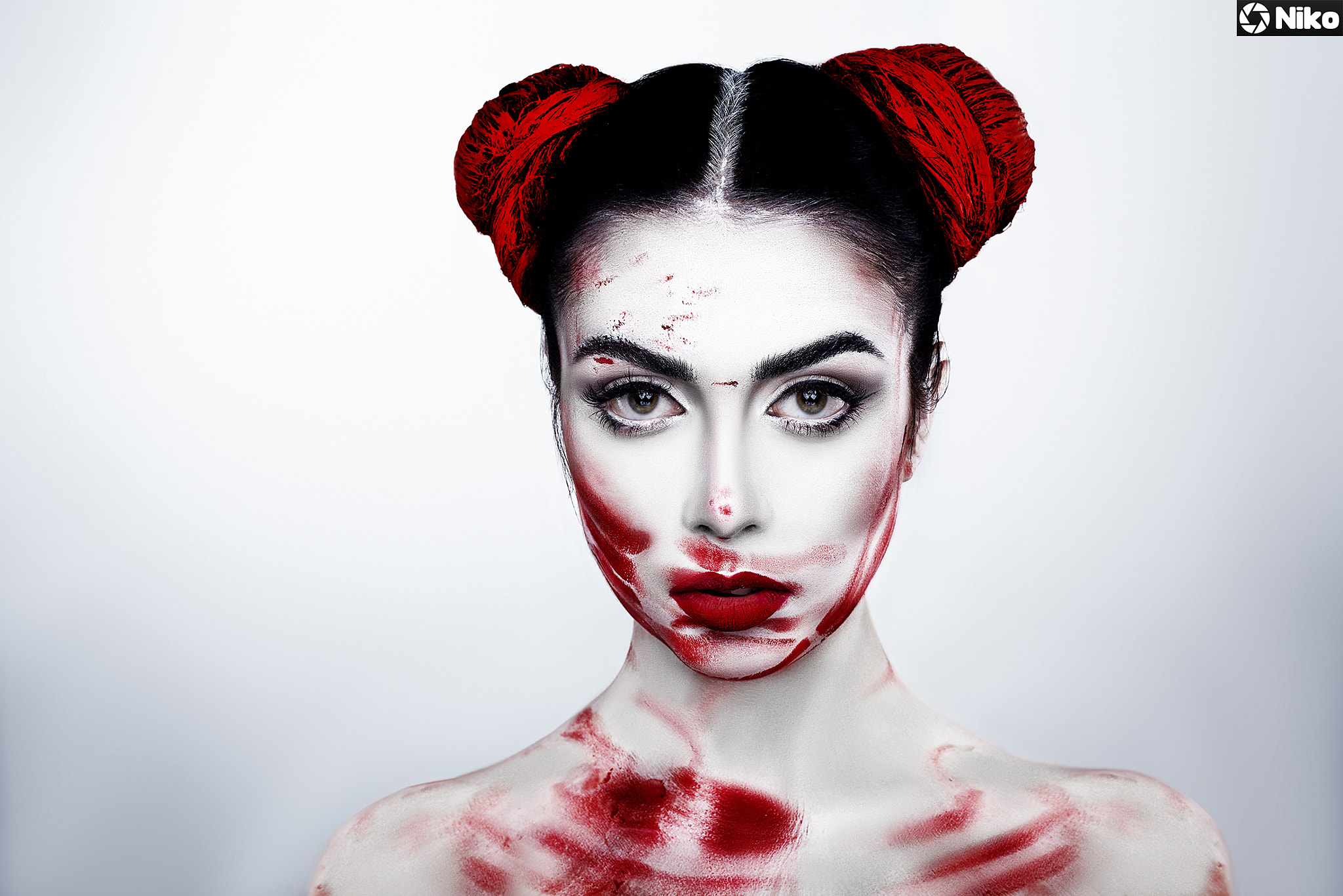 Canon EF 50mm F1.8 II sample photo. Halloween holiday vampire concept photography