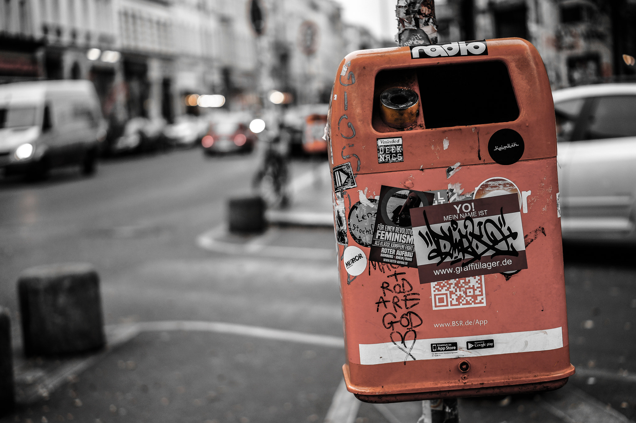 Sony Alpha NEX-F3 + E 50mm F1.8 OSS sample photo. Trash can says alot photography