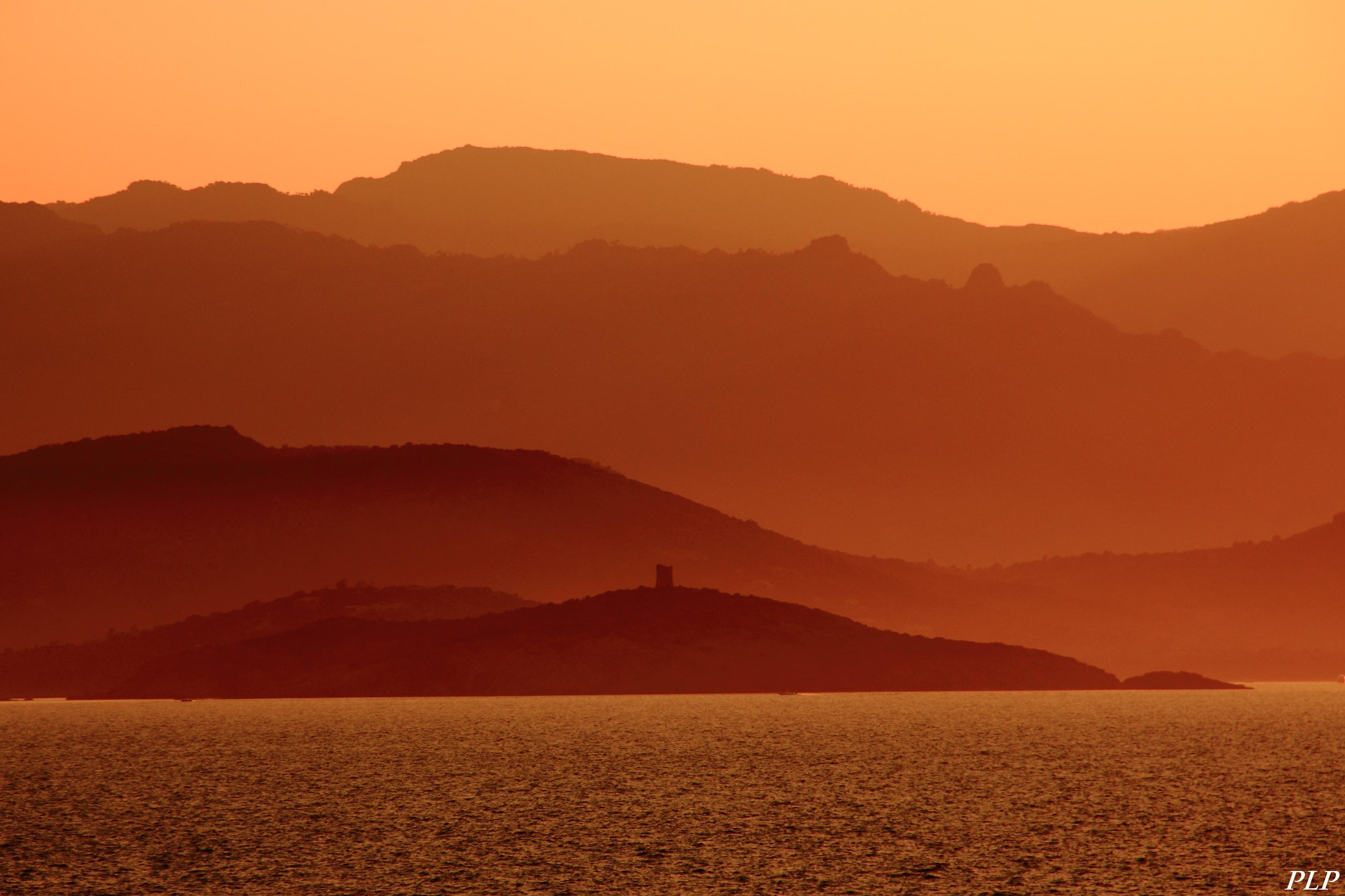 Canon EF-S 18-135mm F3.5-5.6 IS sample photo. Coucher de soleil sur tour genoise photography