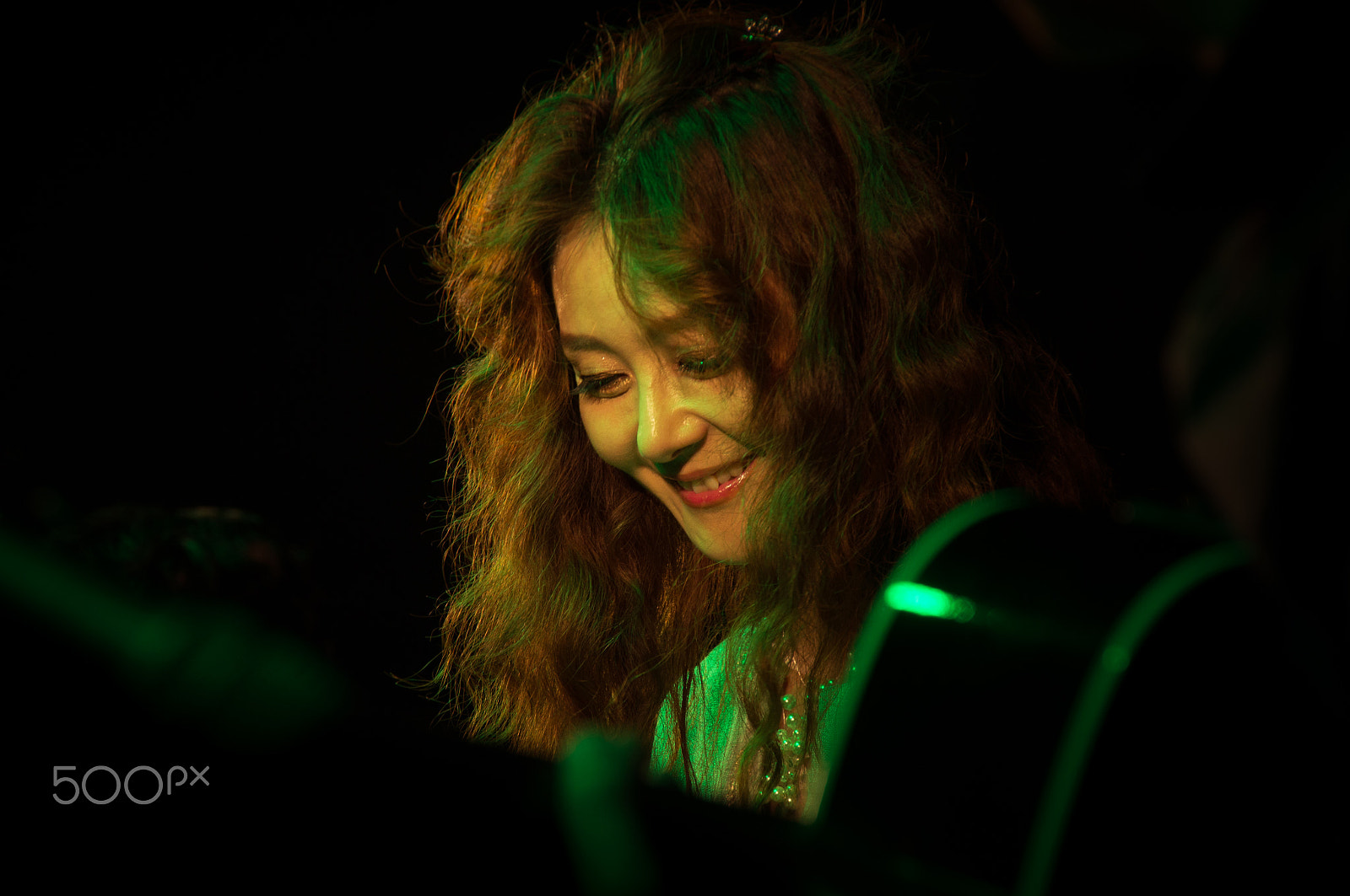 Tamron 18-270mm F3.5-6.3 Di II PZD sample photo. World music ensemble photography