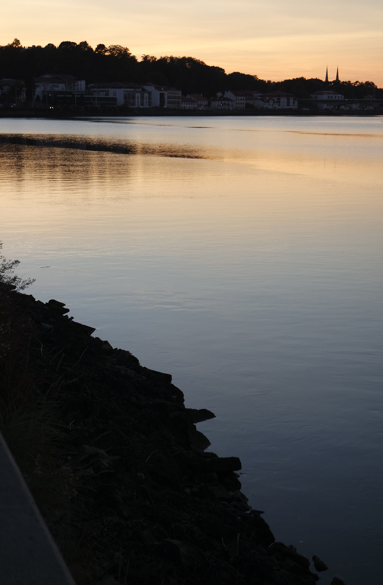 Samsung NX 16-50mm F3.5-5.6 Power Zoom ED OIS sample photo. Contours photography