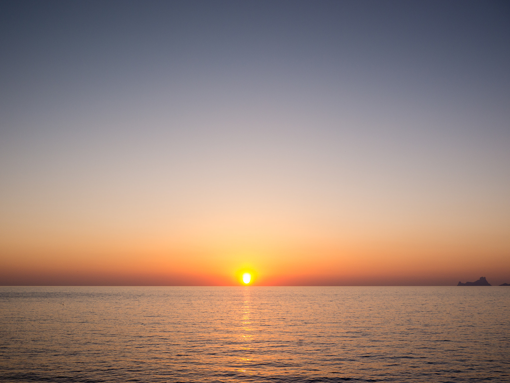 Panasonic Lumix DMC-G5 + Panasonic Lumix G 20mm F1.7 ASPH sample photo. Sunset in formentera photography