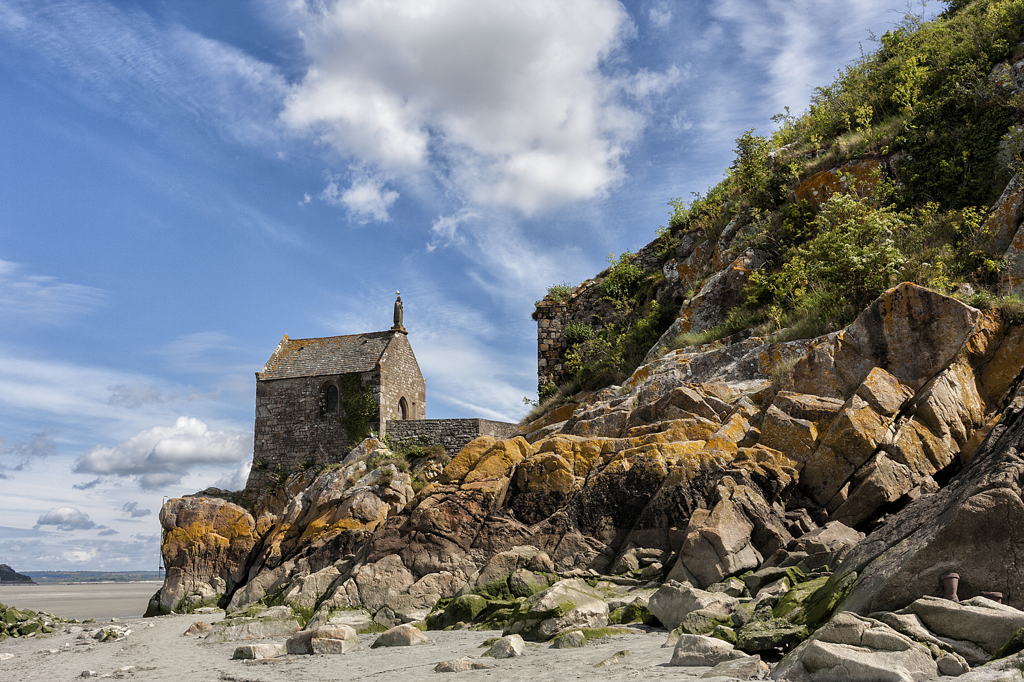 Canon EOS 40D sample photo. Le mont - chapelle saint-aubert photography