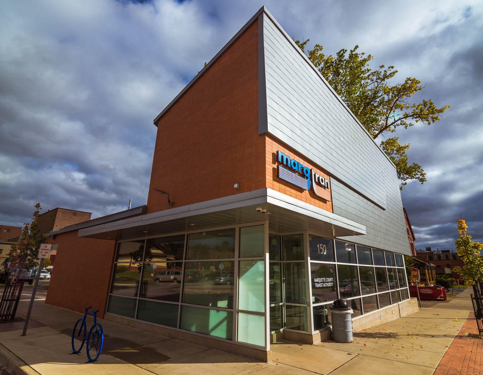 Tokina AT-X 16-28mm F2.8 Pro FX sample photo. Transit station photography
