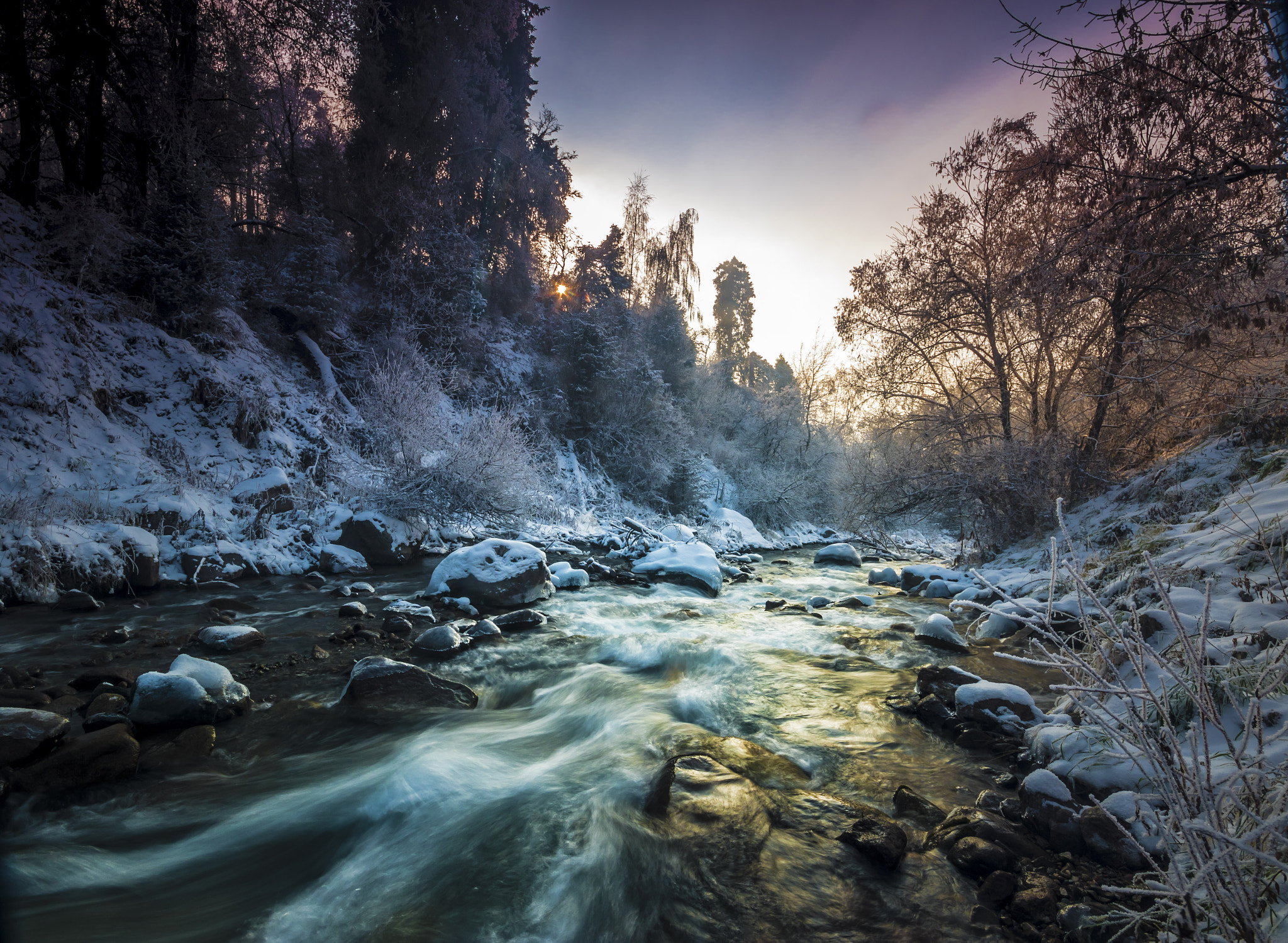 Sigma 10-20mm F4-5.6 EX DC HSM sample photo. Late autumn in the mountains photography