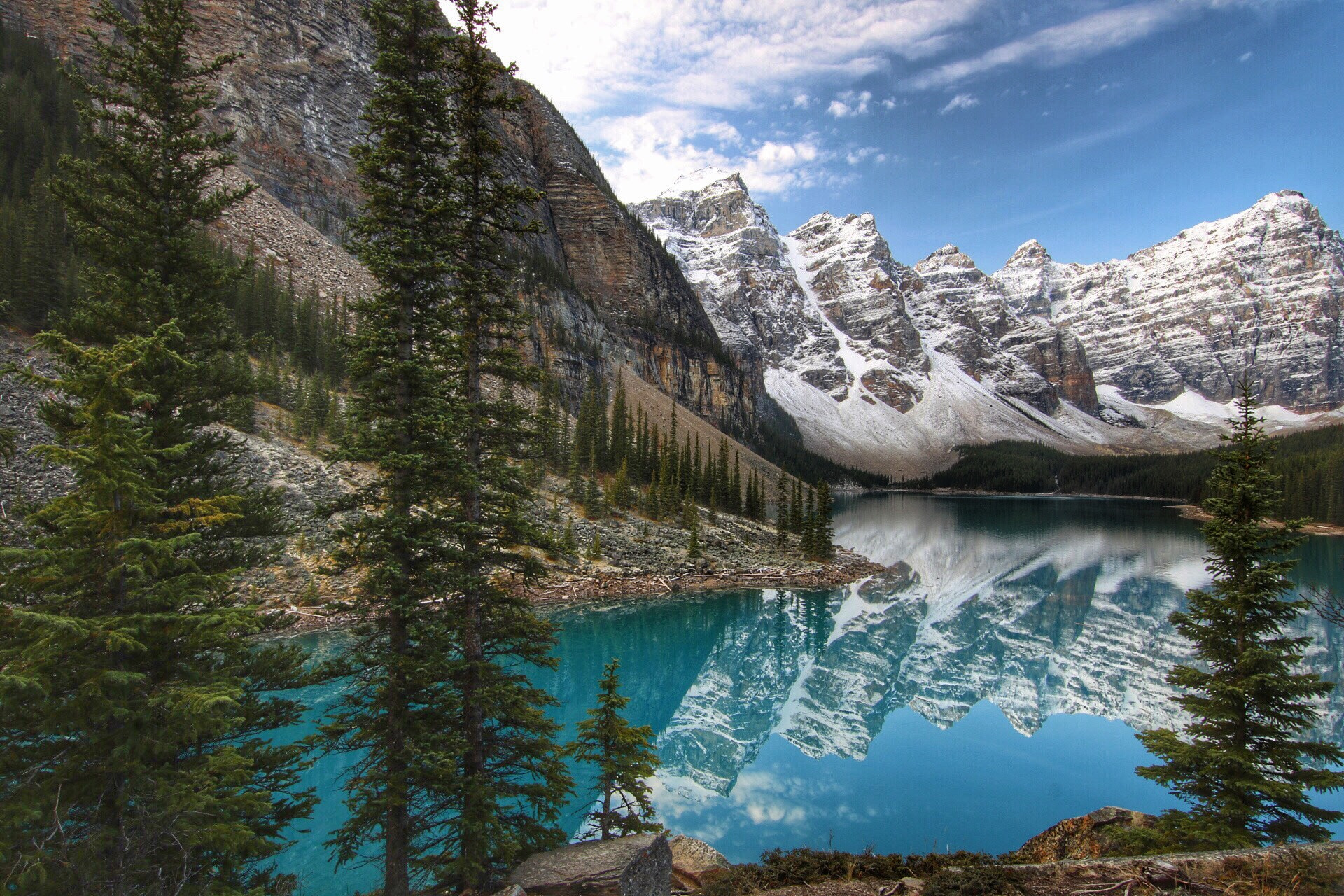 Sigma 10-20mm F3.5 EX DC HSM sample photo. Moraine lake in banff national park, alberta, canada. just a perfect october morning photography