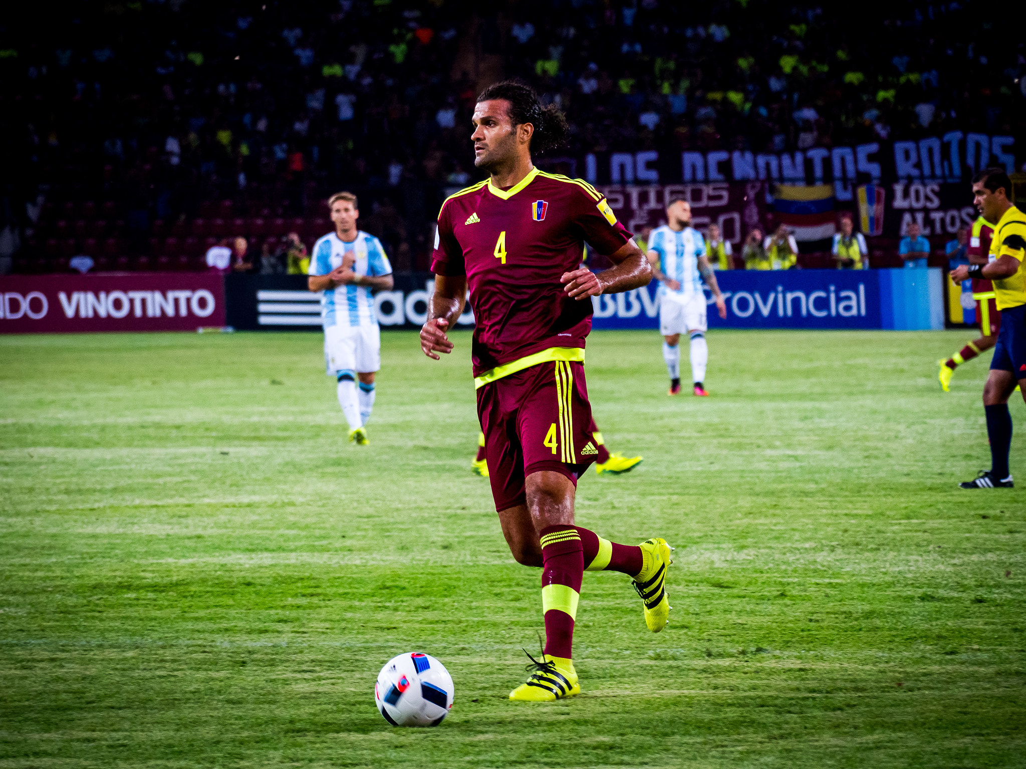 Olympus Zuiko Digital ED 40-150mm F4.0-5.6 sample photo. Venezuela vs argentina - 06/09/2016 photography