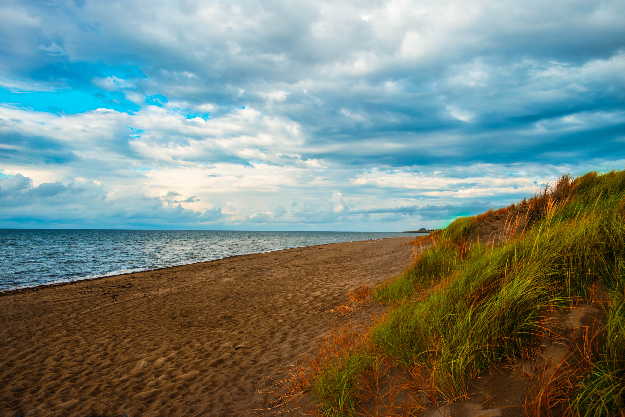 Tamron 20-40mm F2.7-3.5 SP Aspherical IF sample photo. Deserted beach photography