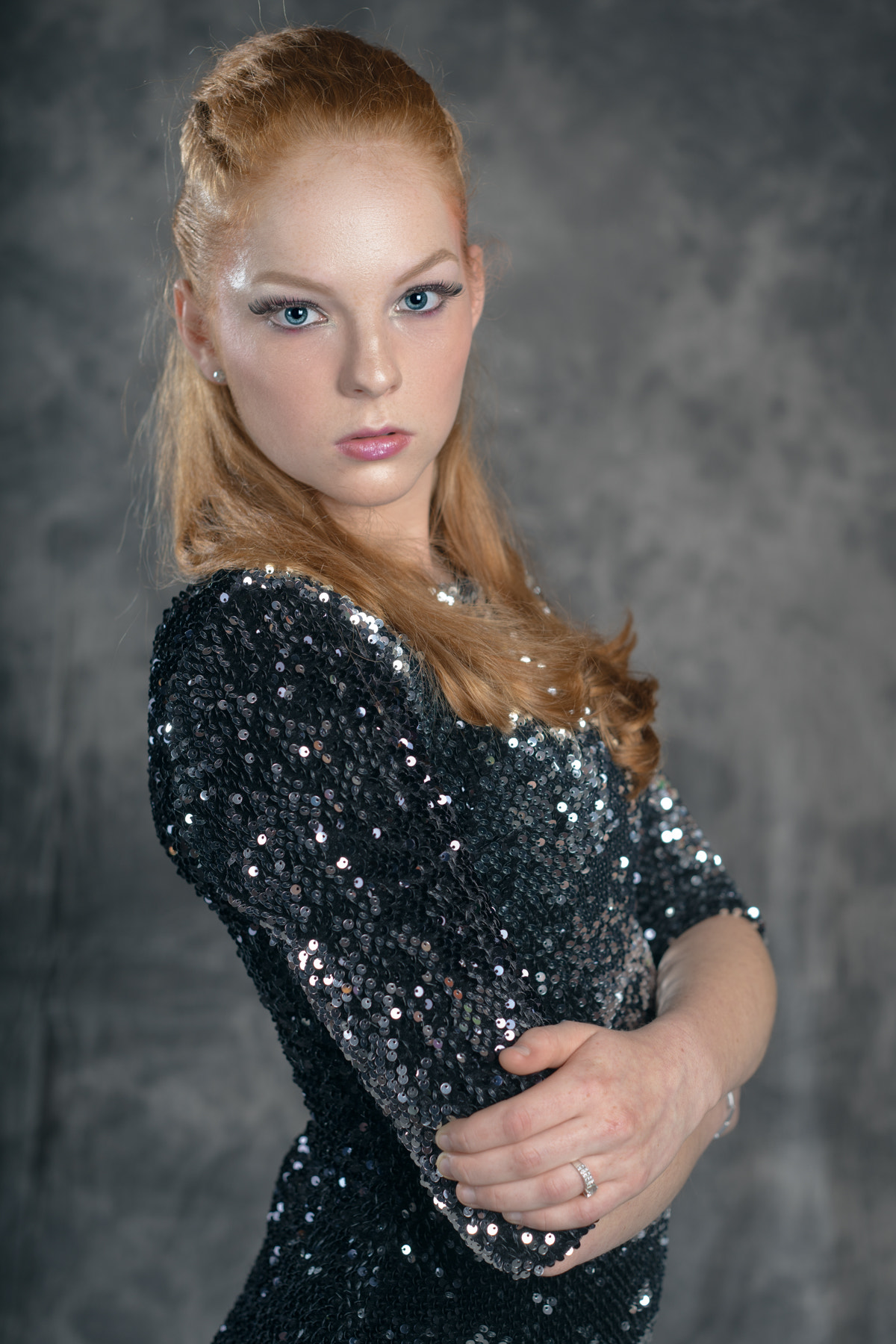 E 50mm F2 sample photo. Amber photography