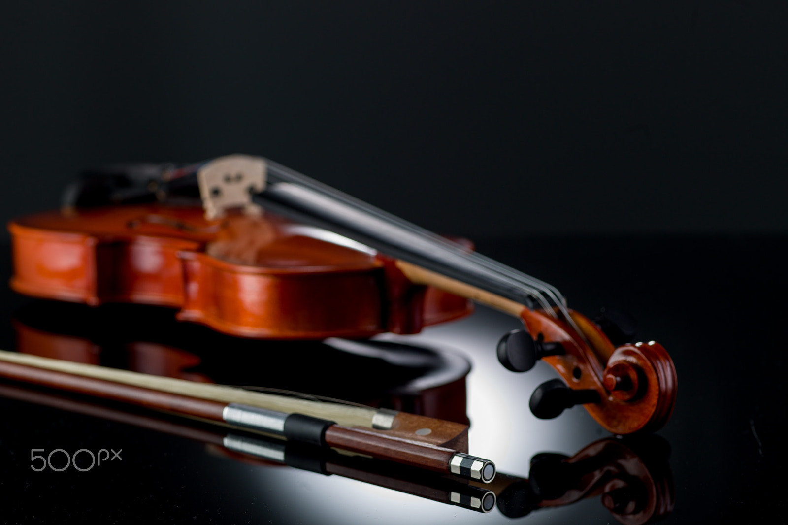 Hasselblad H4D-40 sample photo. Bow and violin photography