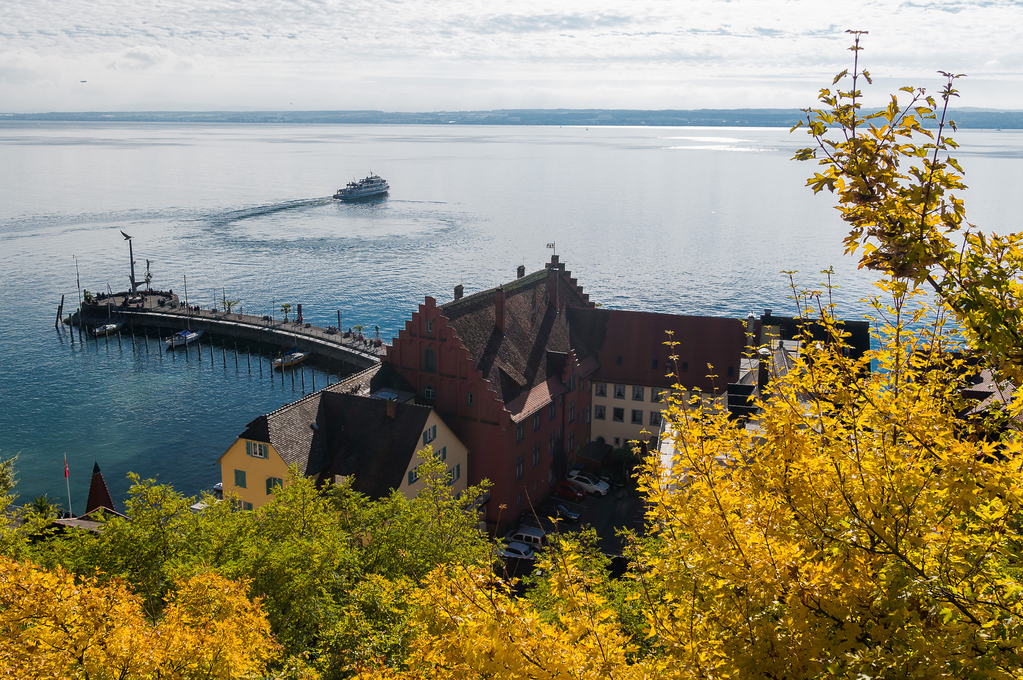 Sony Alpha NEX-6 + Sigma 19mm F2.8 EX DN sample photo. Meersburg v photography