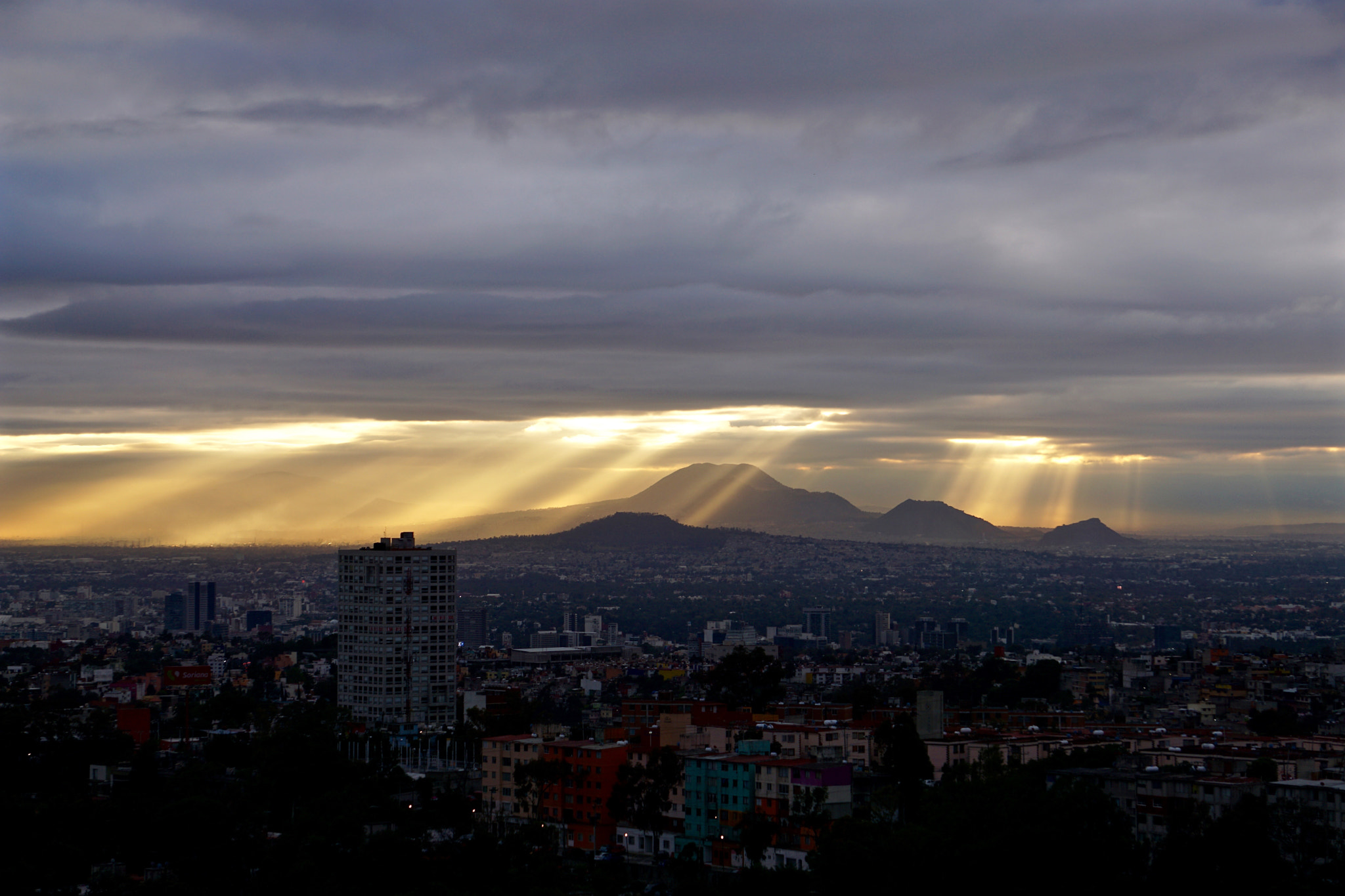 Sony FE 24-240mm F3.5-6.3 OSS sample photo. View from my window at 8:00 am # 2 photography