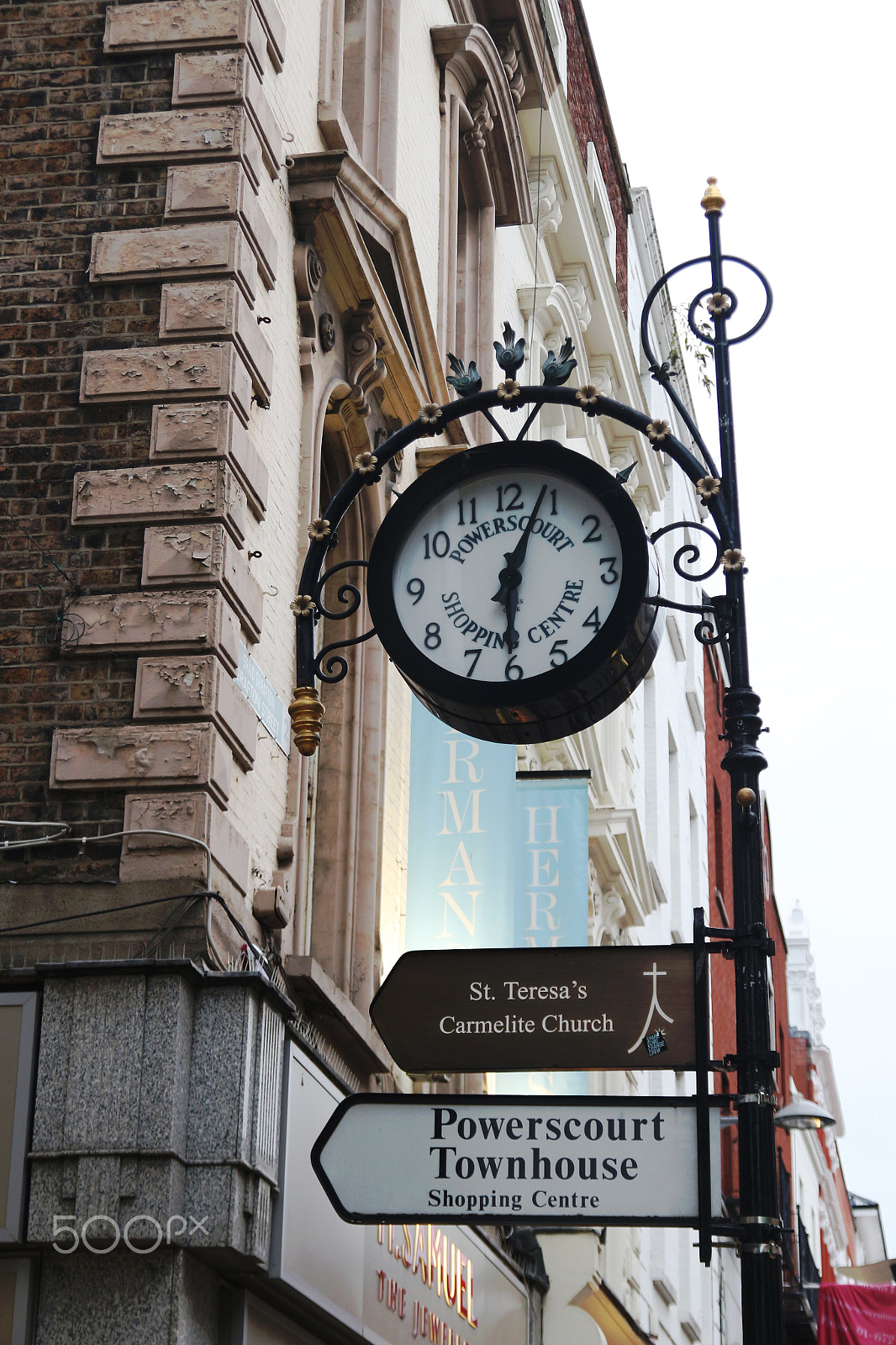 Sigma 17-70mm F2.8-4 DC Macro OS HSM sample photo. Dublin | grafton street photography