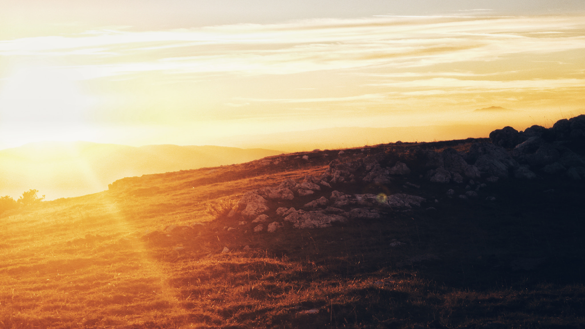 Samsung NX1100 sample photo. Walk at sunset # photography