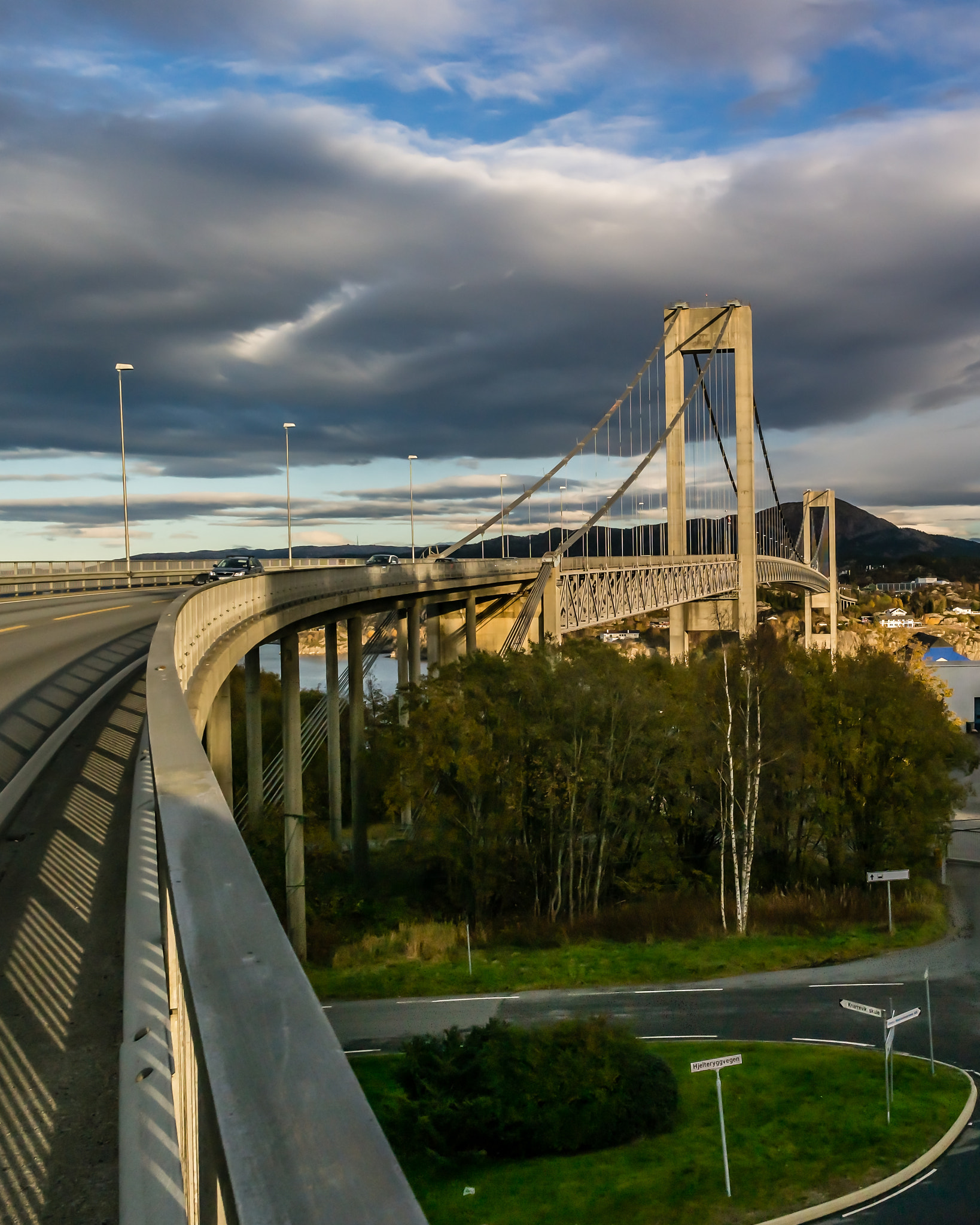 Samsung NX30 + Samsung NX 16mm F2.4 Pancake sample photo. "bridge in sunset" photography