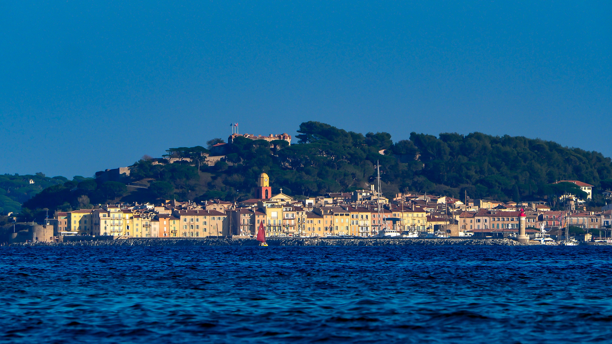 Olympus OM-D E-M10 II sample photo. Saint tropez photography