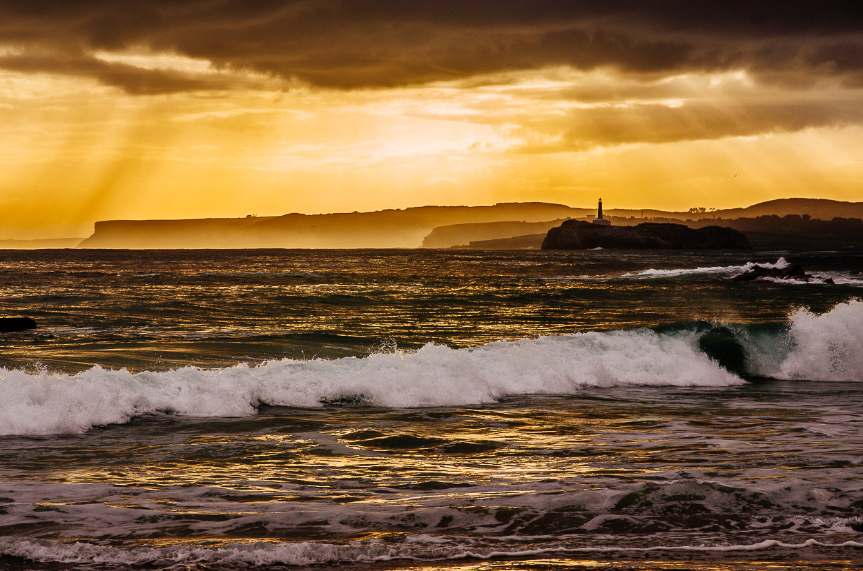 Pentax K-5 + Sigma 17-70mm F2.8-4 DC Macro HSM | C sample photo. Amanecer en cantabria photography