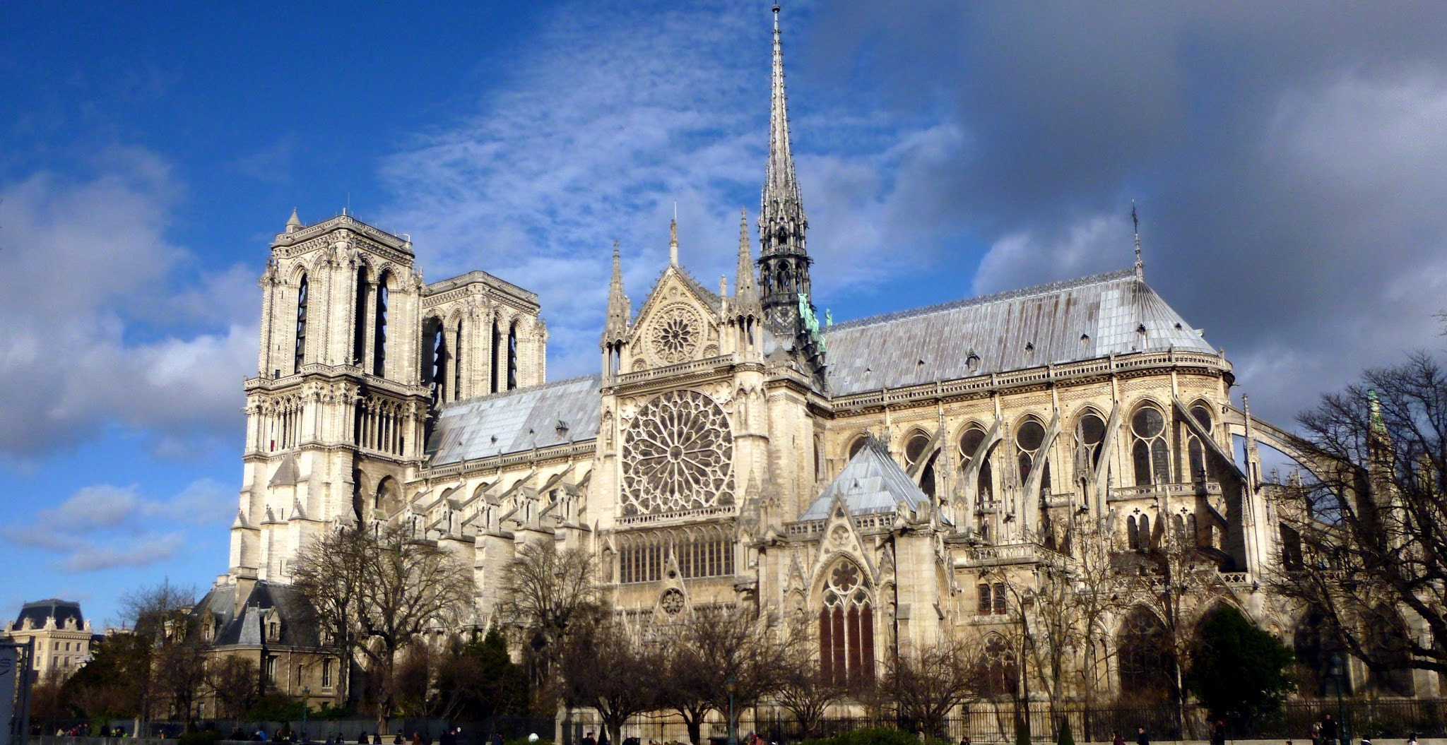 Panasonic DMC-SZ3 sample photo. Notre dame de paris photography