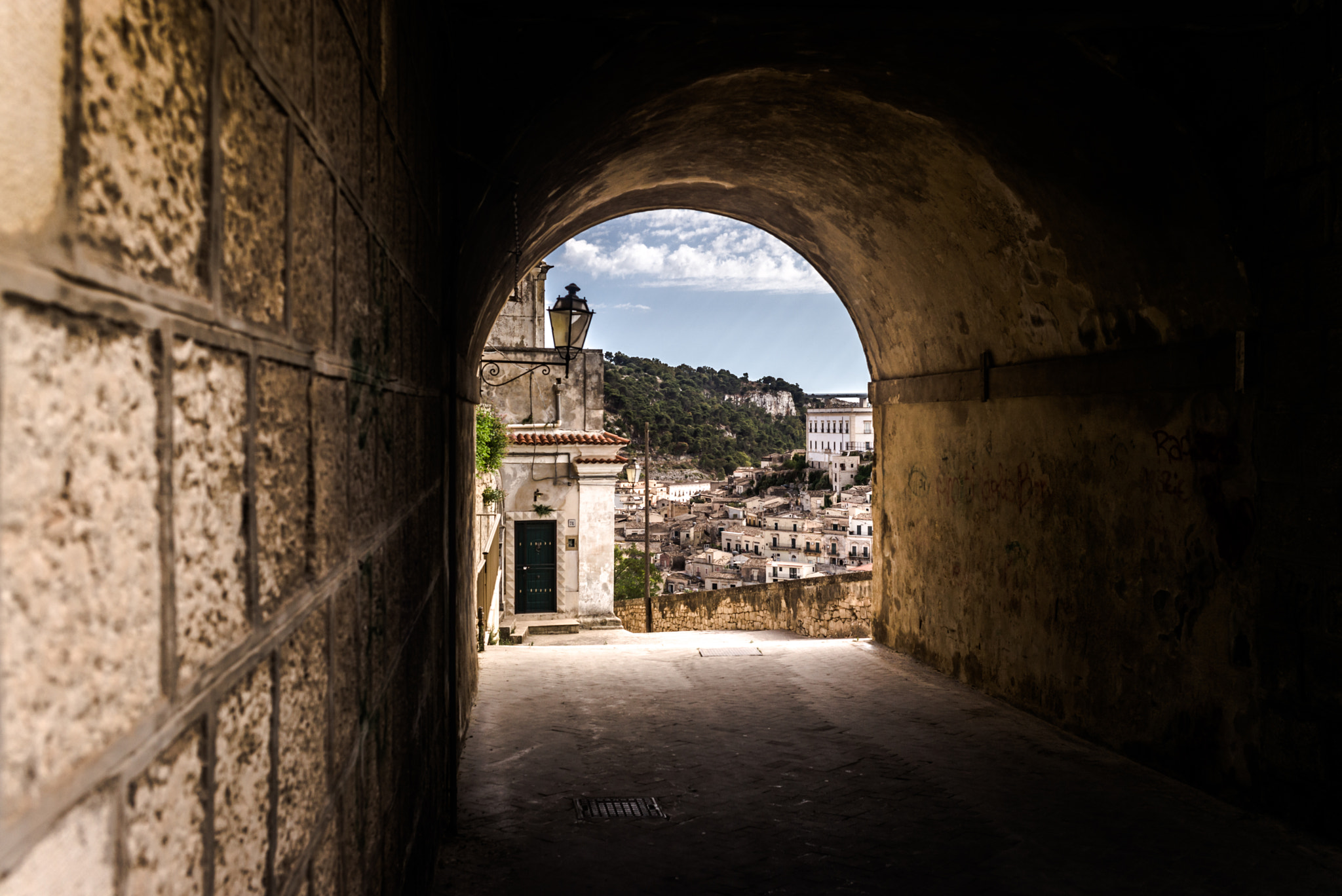 Summicron-M 1:2/35 ASPH. sample photo. The amazing village of modica, sicly photography