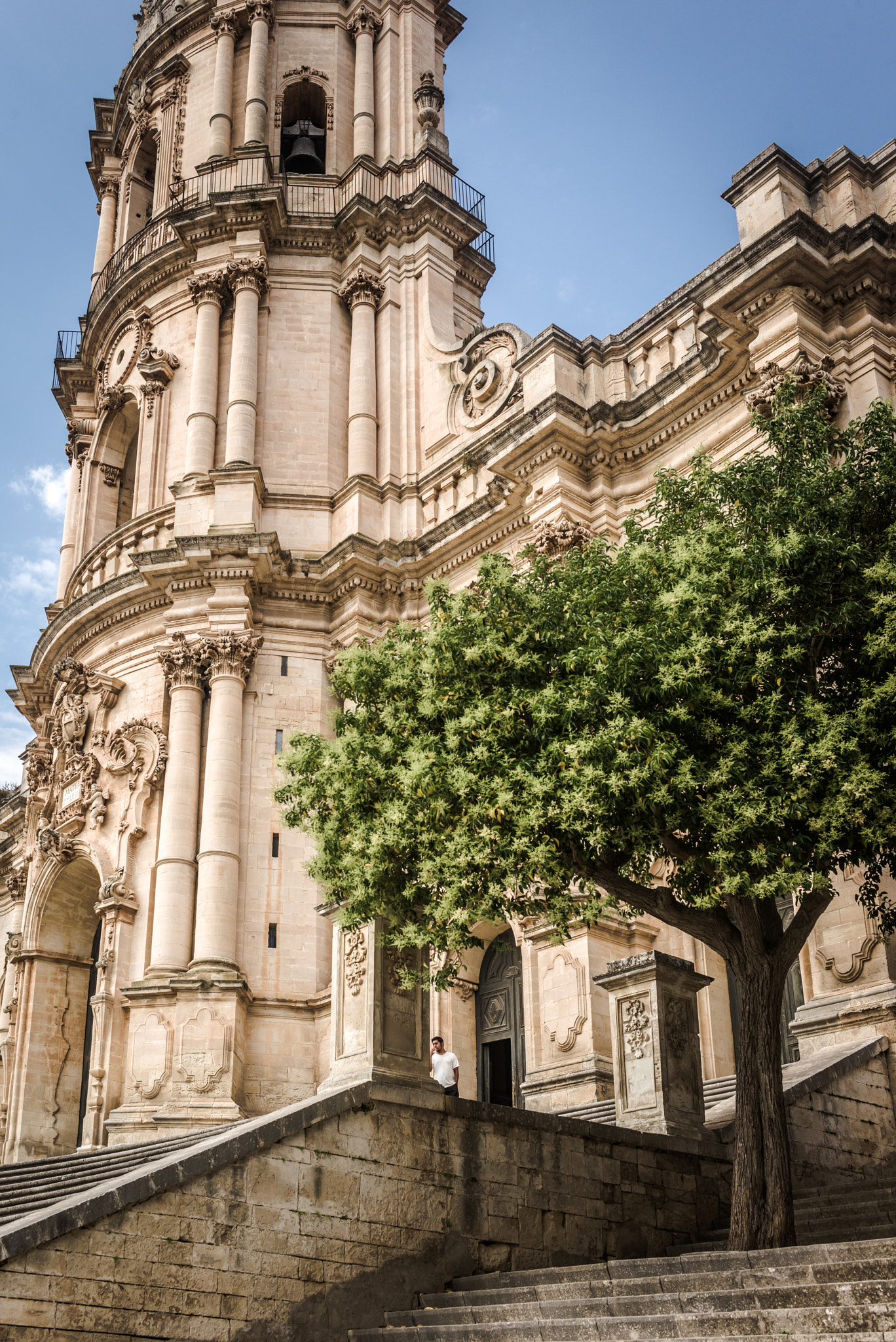 Summicron-M 1:2/35 ASPH. sample photo. The amazing village of modica in sicly photography