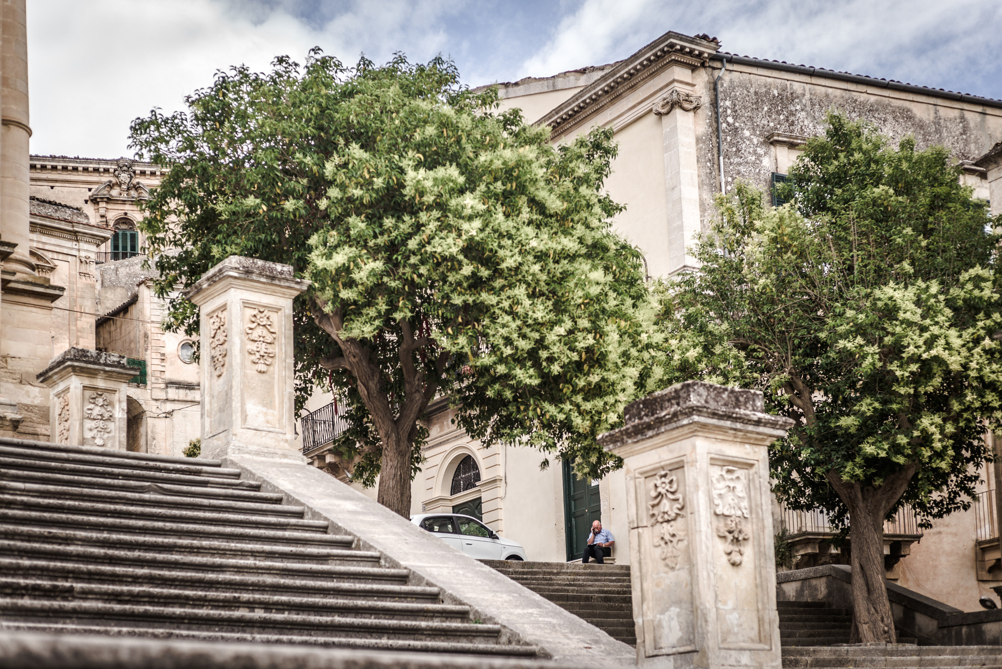 Summicron 1:2/50 Leitz sample photo. The amazing village of modica in sicly photography