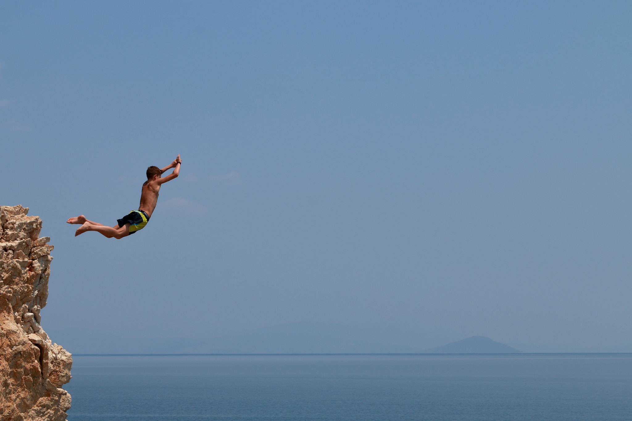 Canon EF 24-85mm F3.5-4.5 USM sample photo. Jump photography