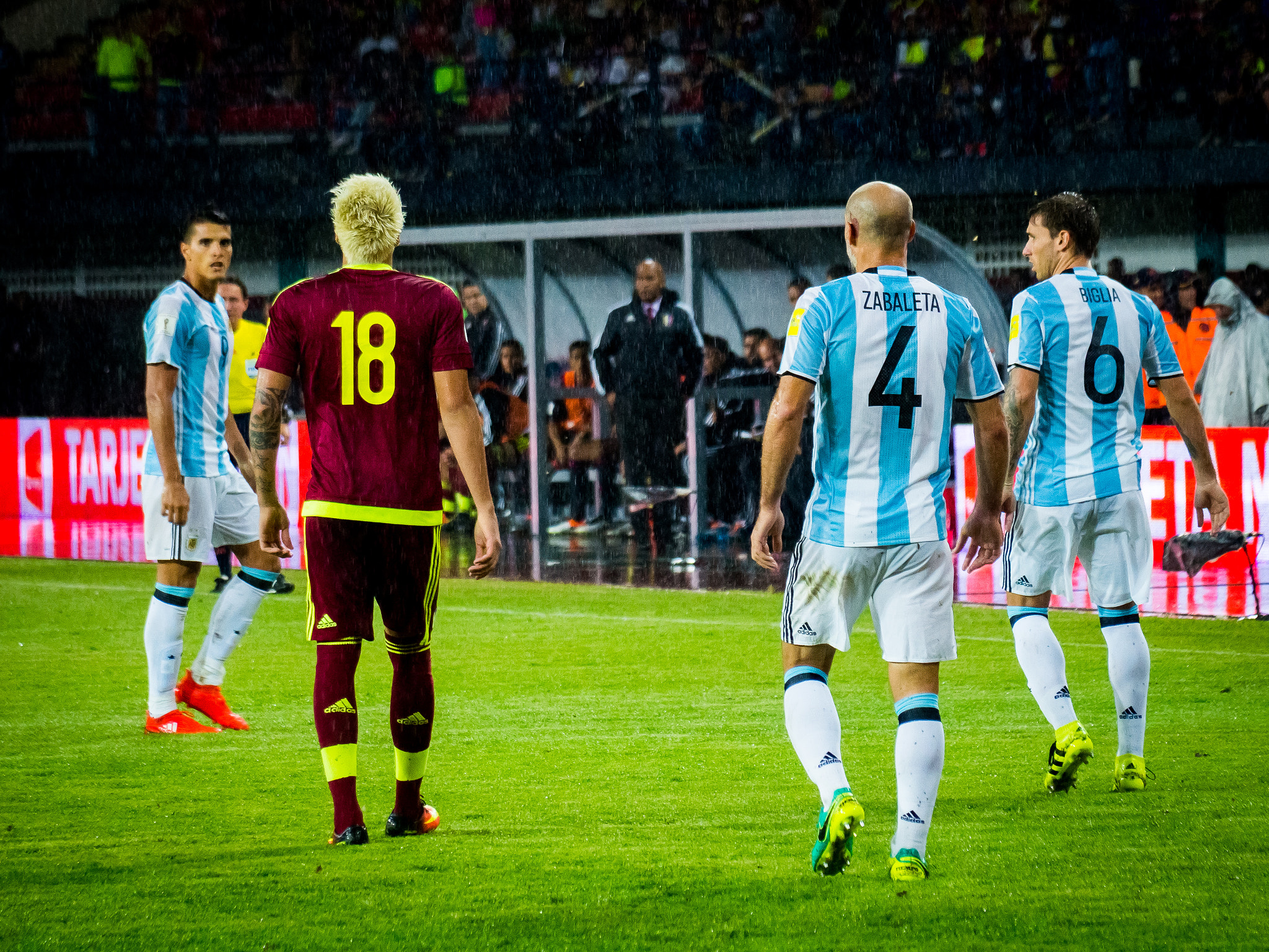 Olympus Zuiko Digital ED 40-150mm F4.0-5.6 sample photo. Venezuela vs argentina - 06/09/2016 photography