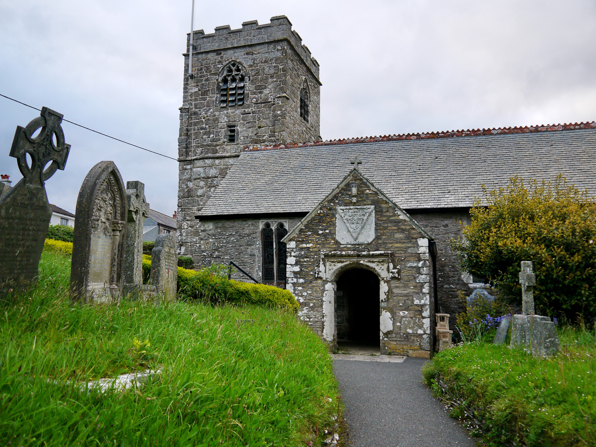 Panasonic Lumix DMC-GF3 + IO 14-42mm F3.5-5.6 sample photo. Cornwall churches, uk photography