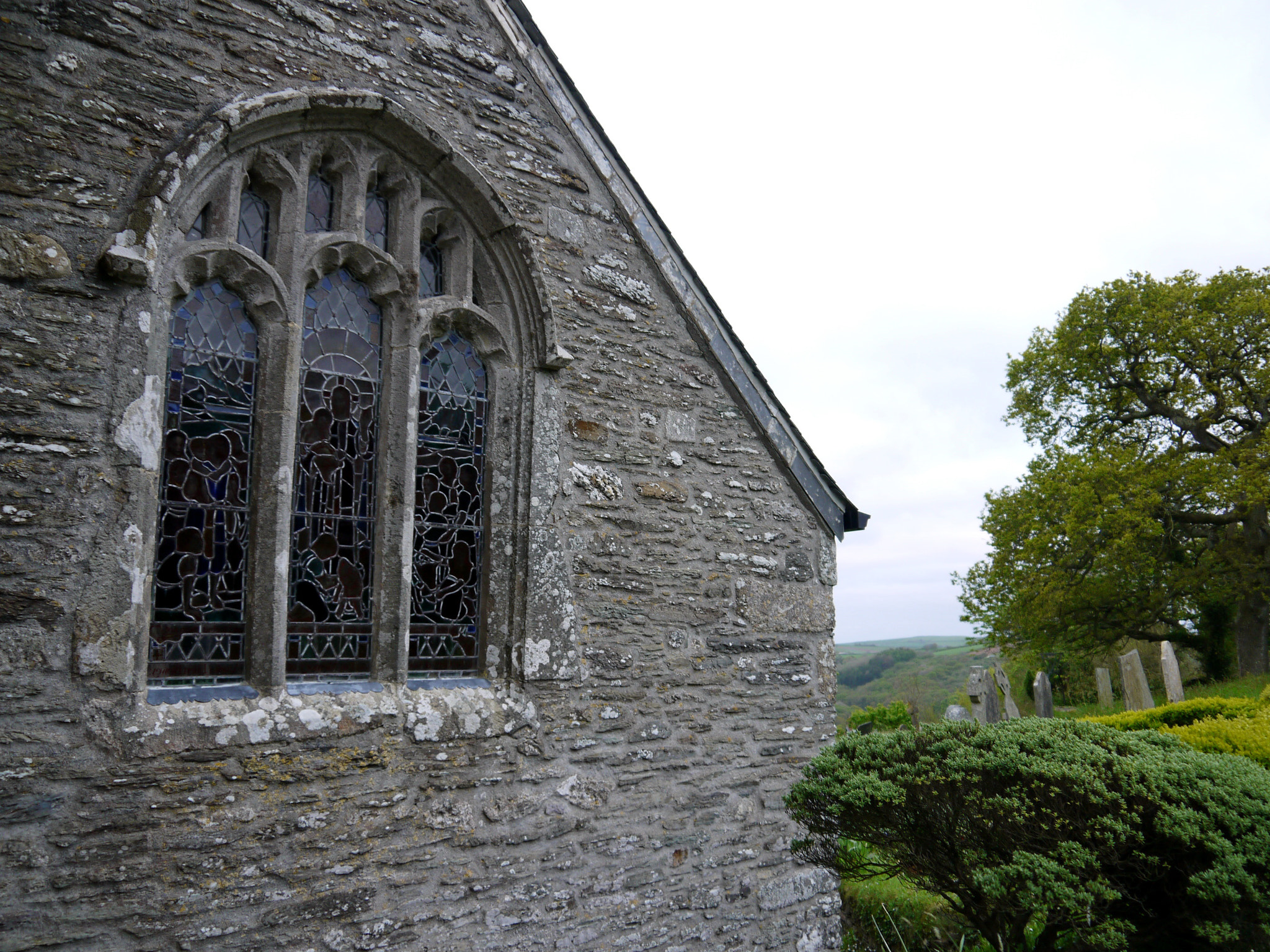 Panasonic Lumix DMC-GF3 + IO 14-42mm F3.5-5.6 sample photo. Cornwall churches, uk photography