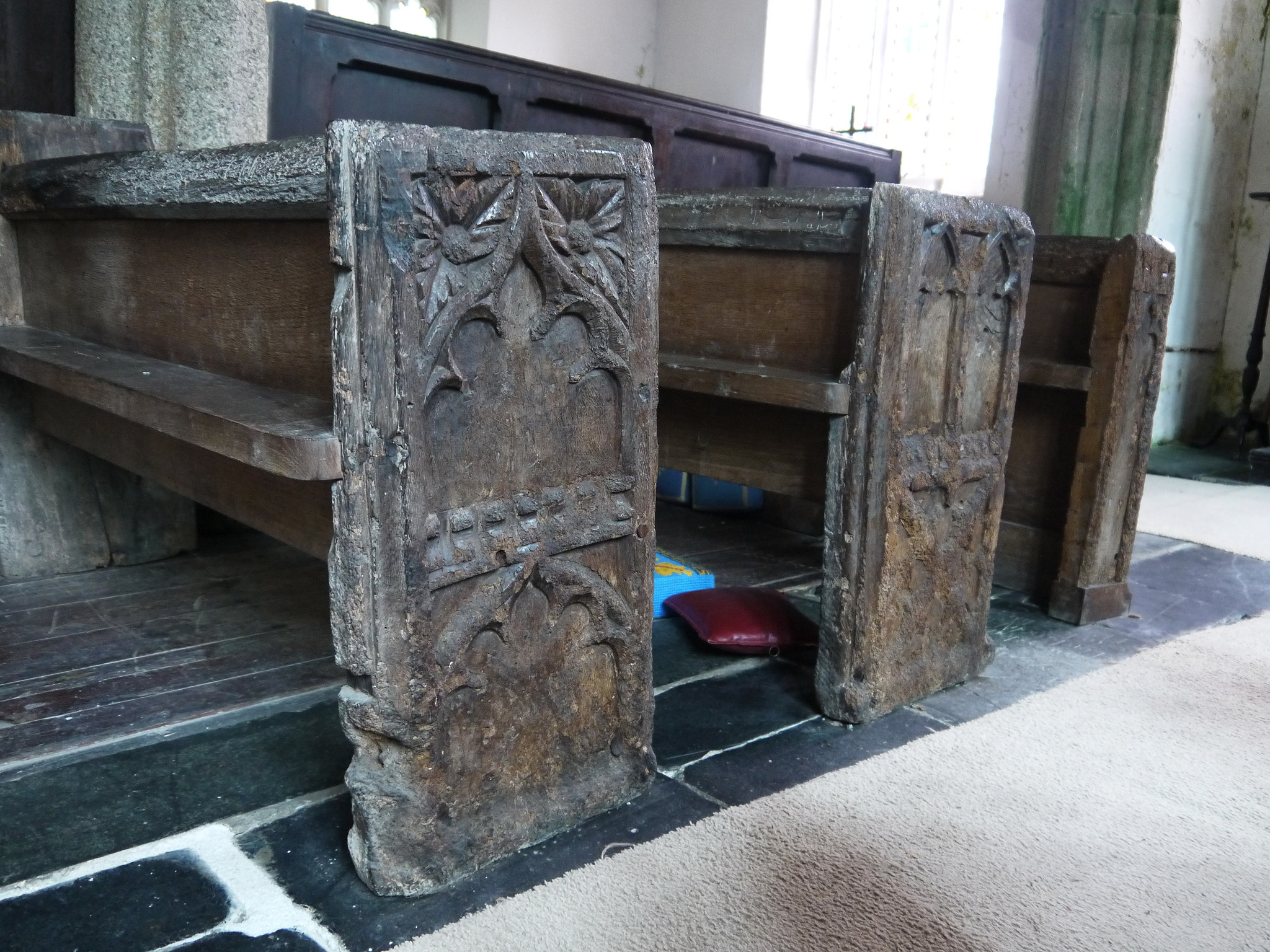 Panasonic Lumix DMC-GF3 + IO 14-42mm F3.5-5.6 sample photo. Cornwall churches, uk photography