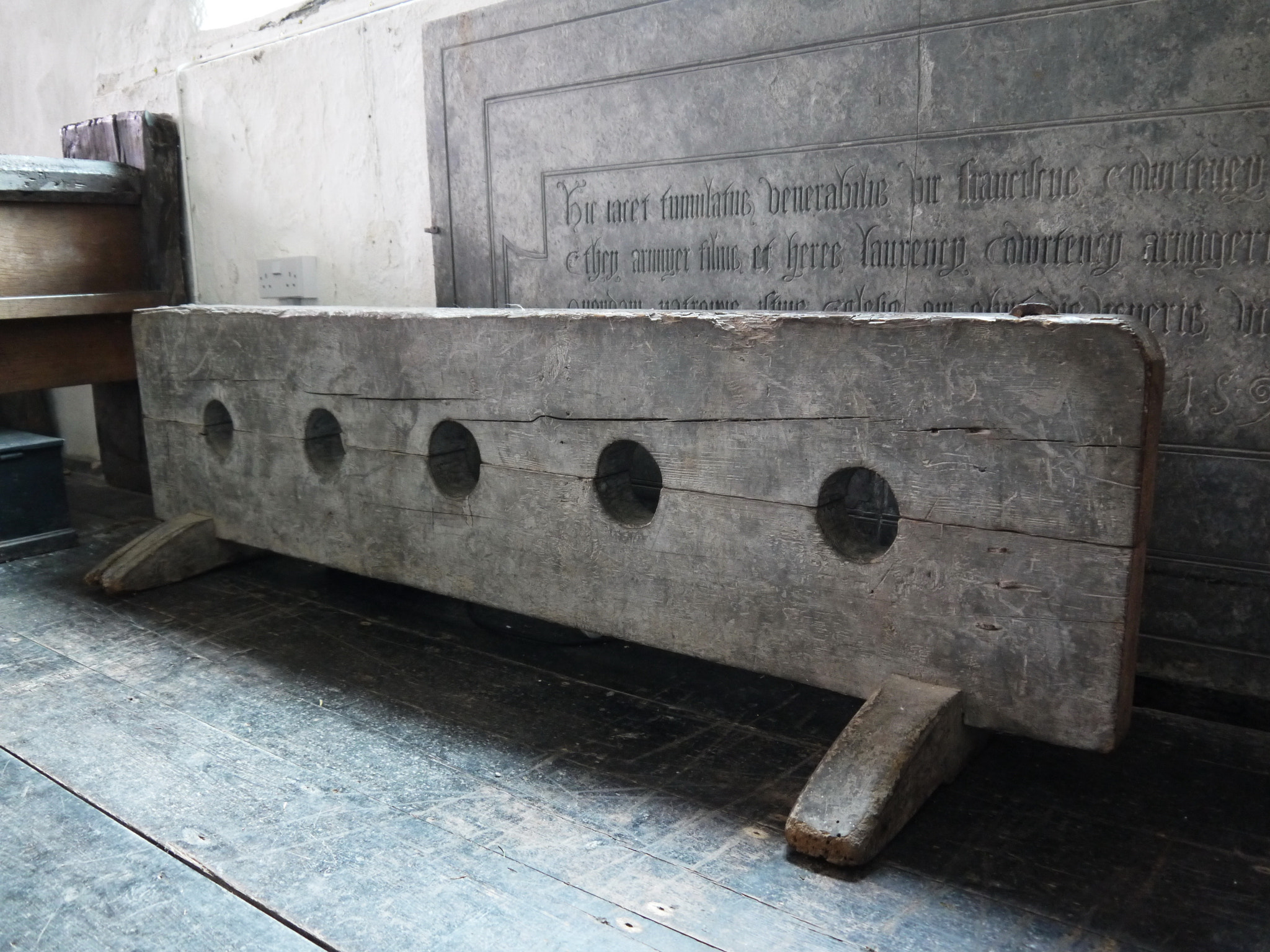 Panasonic Lumix DMC-GF3 + IO 14-42mm F3.5-5.6 sample photo. Cornwall churches, uk photography