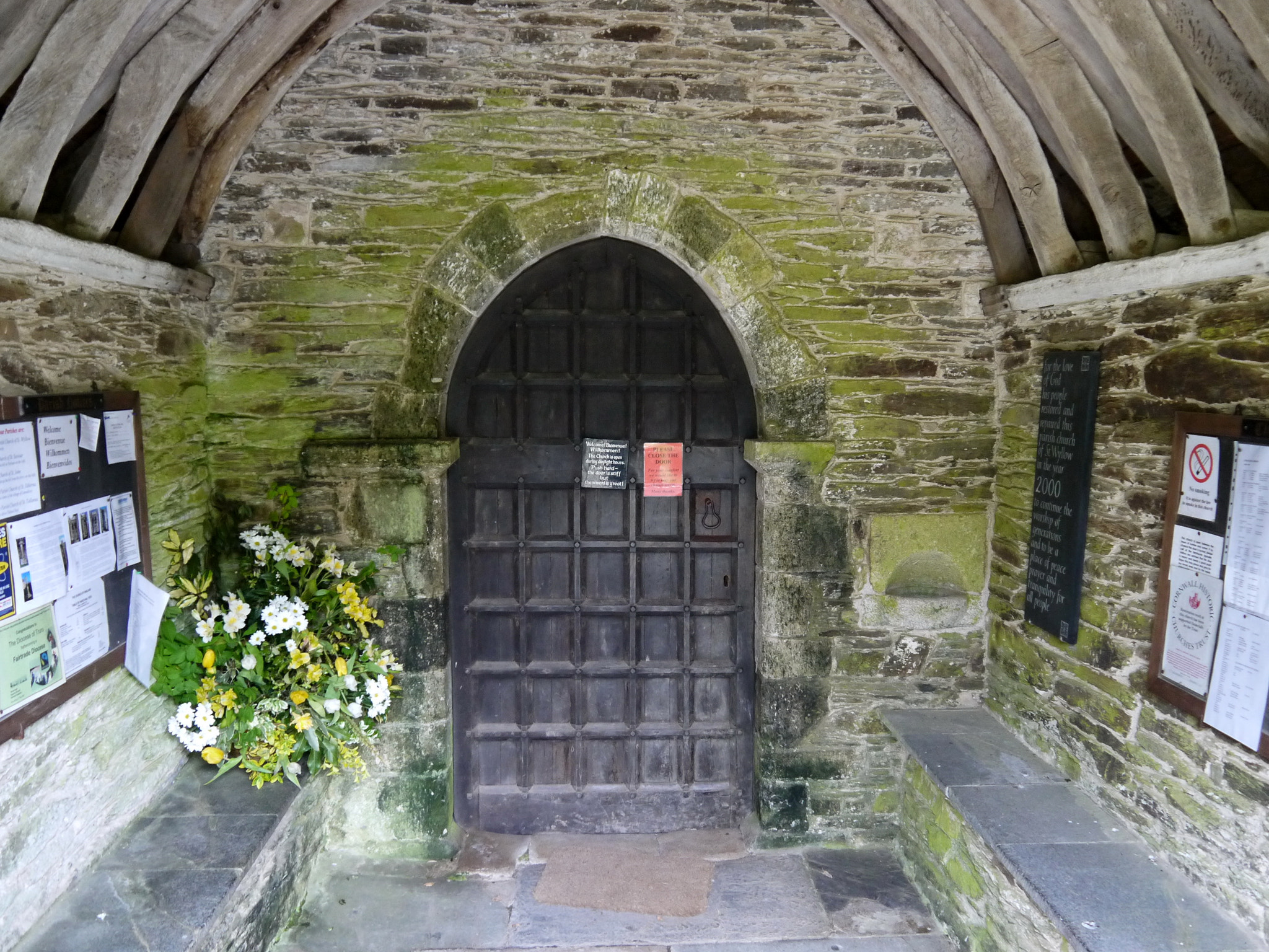 Panasonic Lumix DMC-GF3 + IO 14-42mm F3.5-5.6 sample photo. Cornwall churches, uk photography