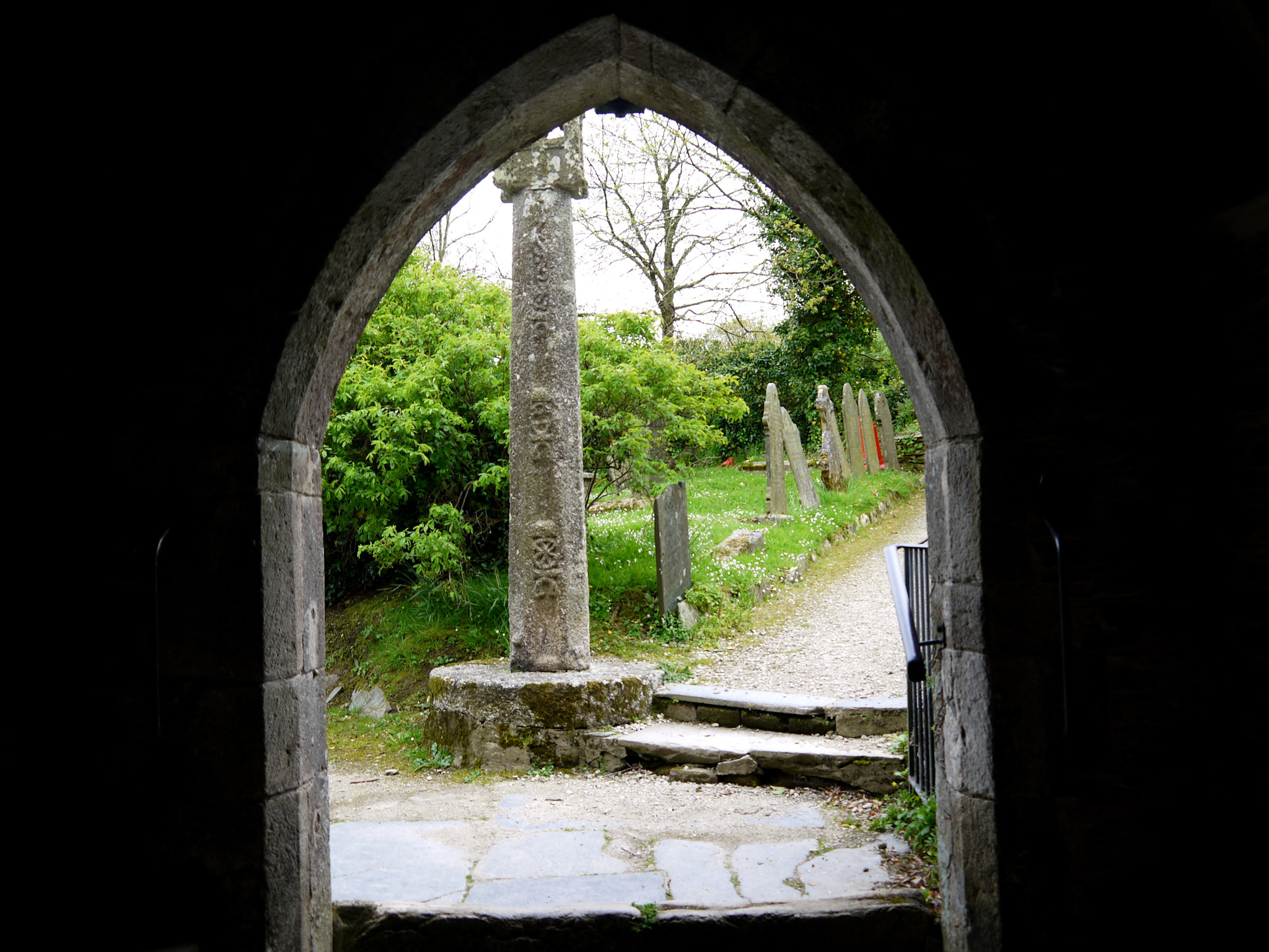 Panasonic Lumix DMC-GF3 + IO 14-42mm F3.5-5.6 sample photo. Cornwall churches, uk photography