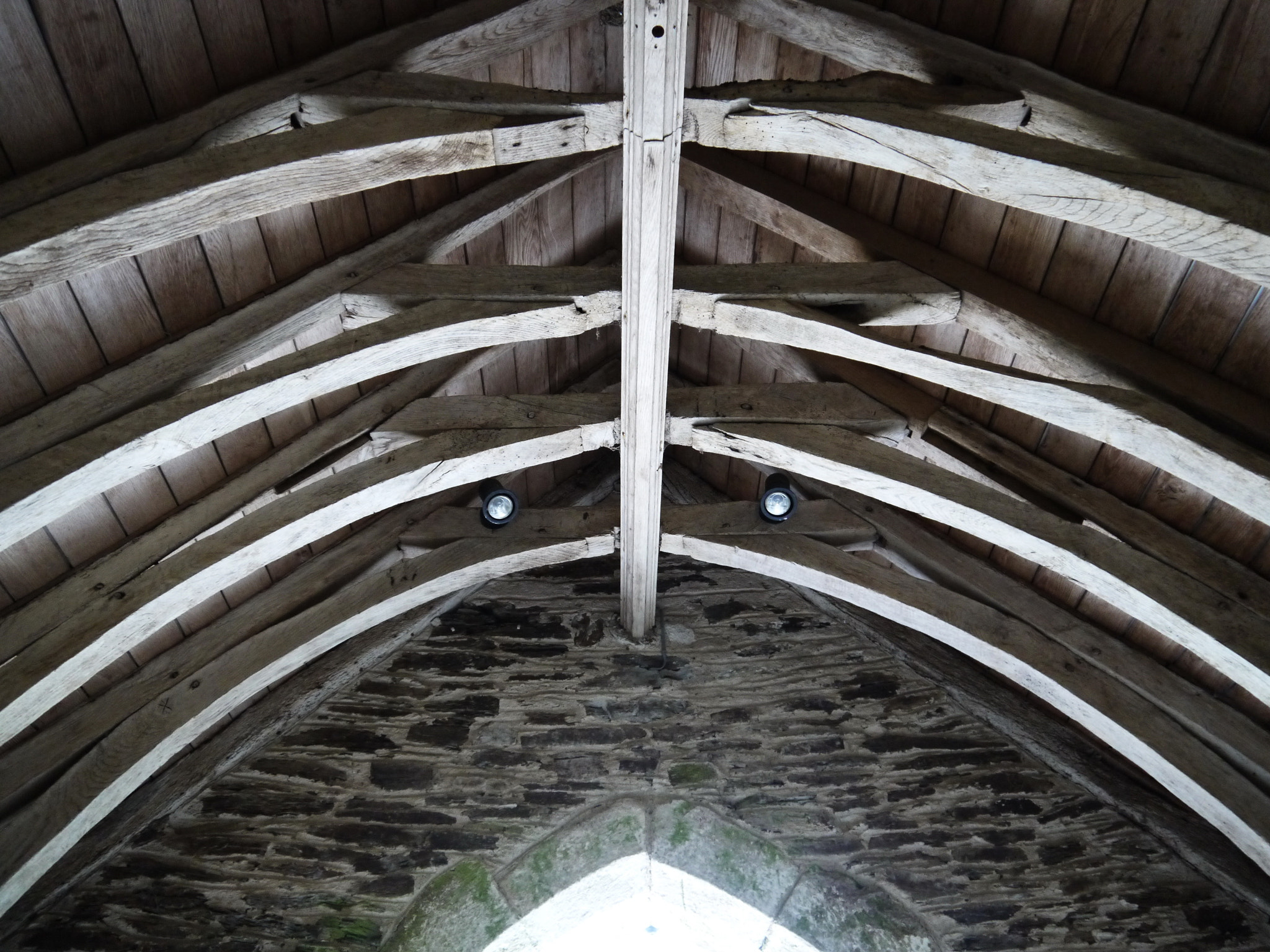 Panasonic Lumix DMC-GF3 + IO 14-42mm F3.5-5.6 sample photo. Cornwall churches, uk photography